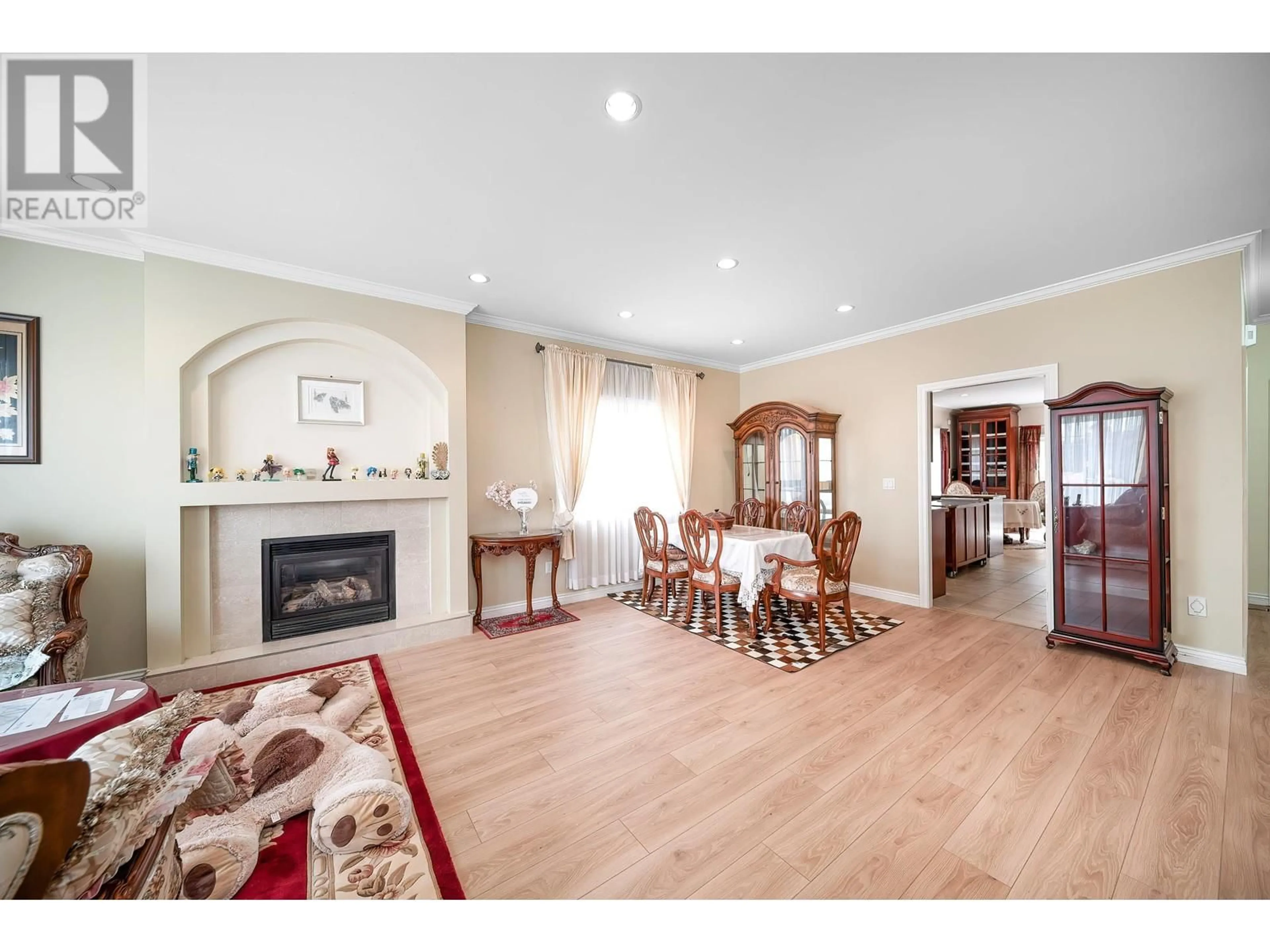 Unknown for 4708 SARDIS STREET, Burnaby British Columbia V5H1L5