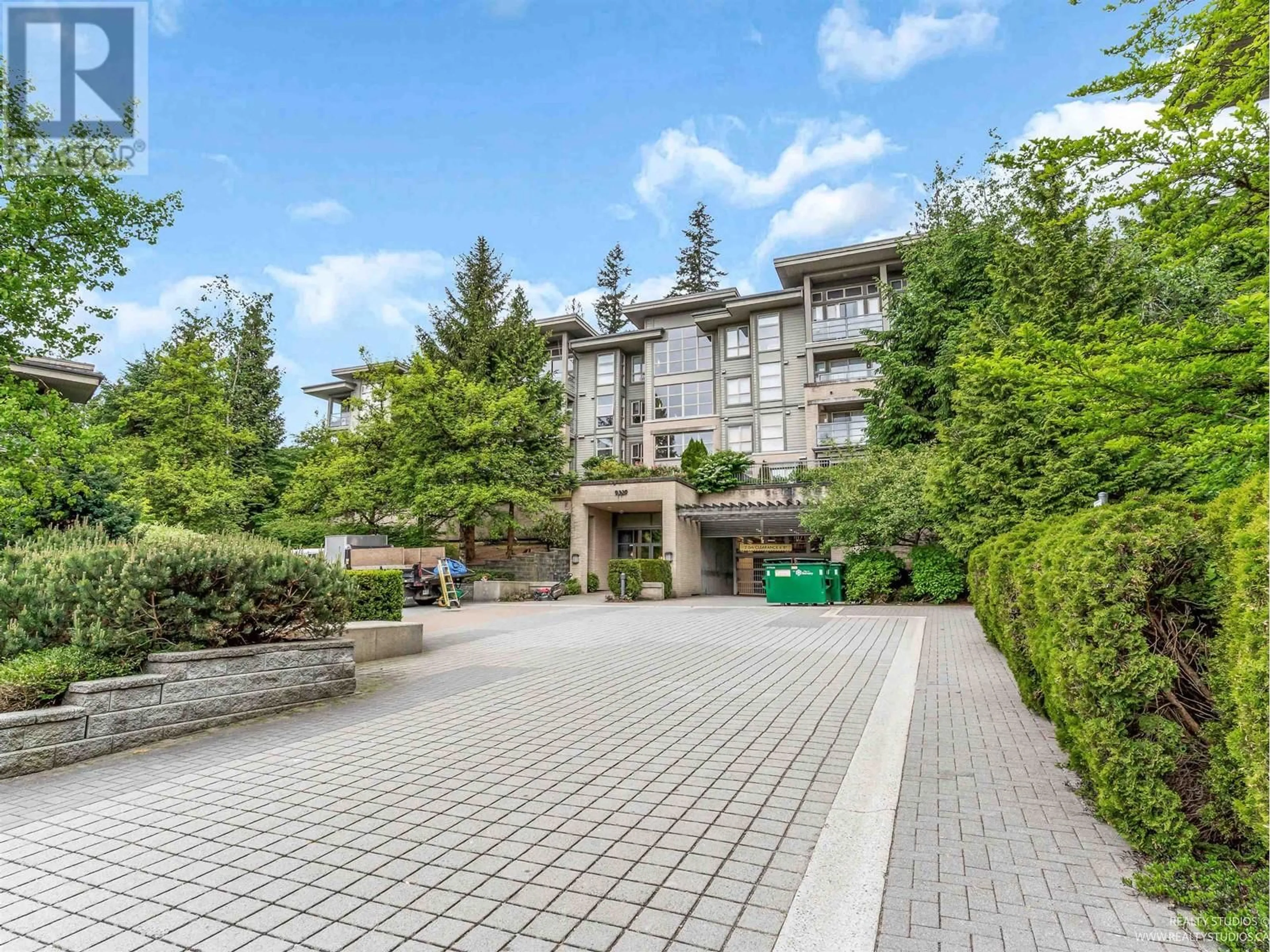 Patio, unknown for 104 - 9329 UNIVERSITY CRESCENT, Burnaby British Columbia V5A4Y4