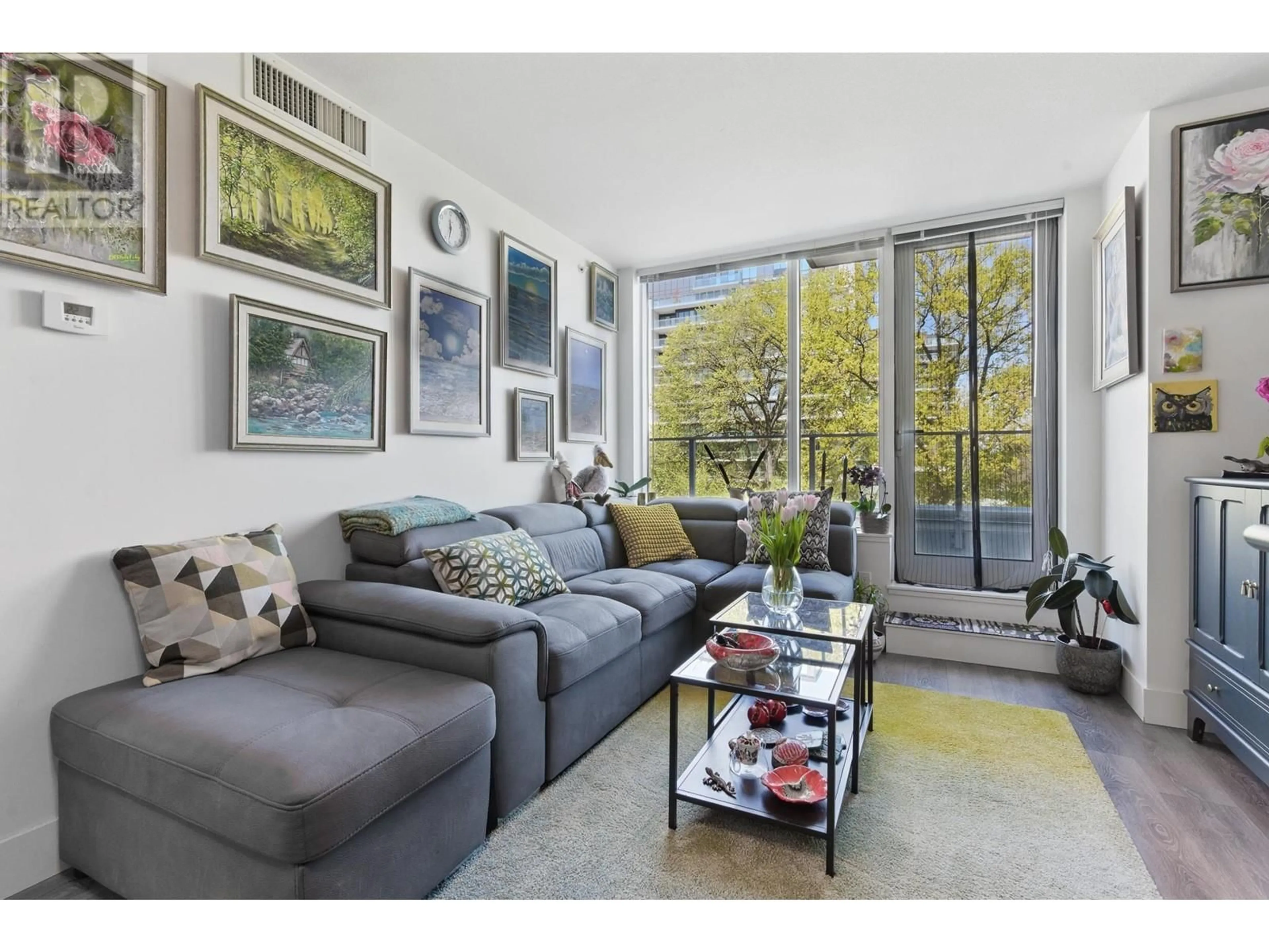 Living room with furniture, unknown for 618 - 5233 GILBERT ROAD, Richmond British Columbia V7C0B3