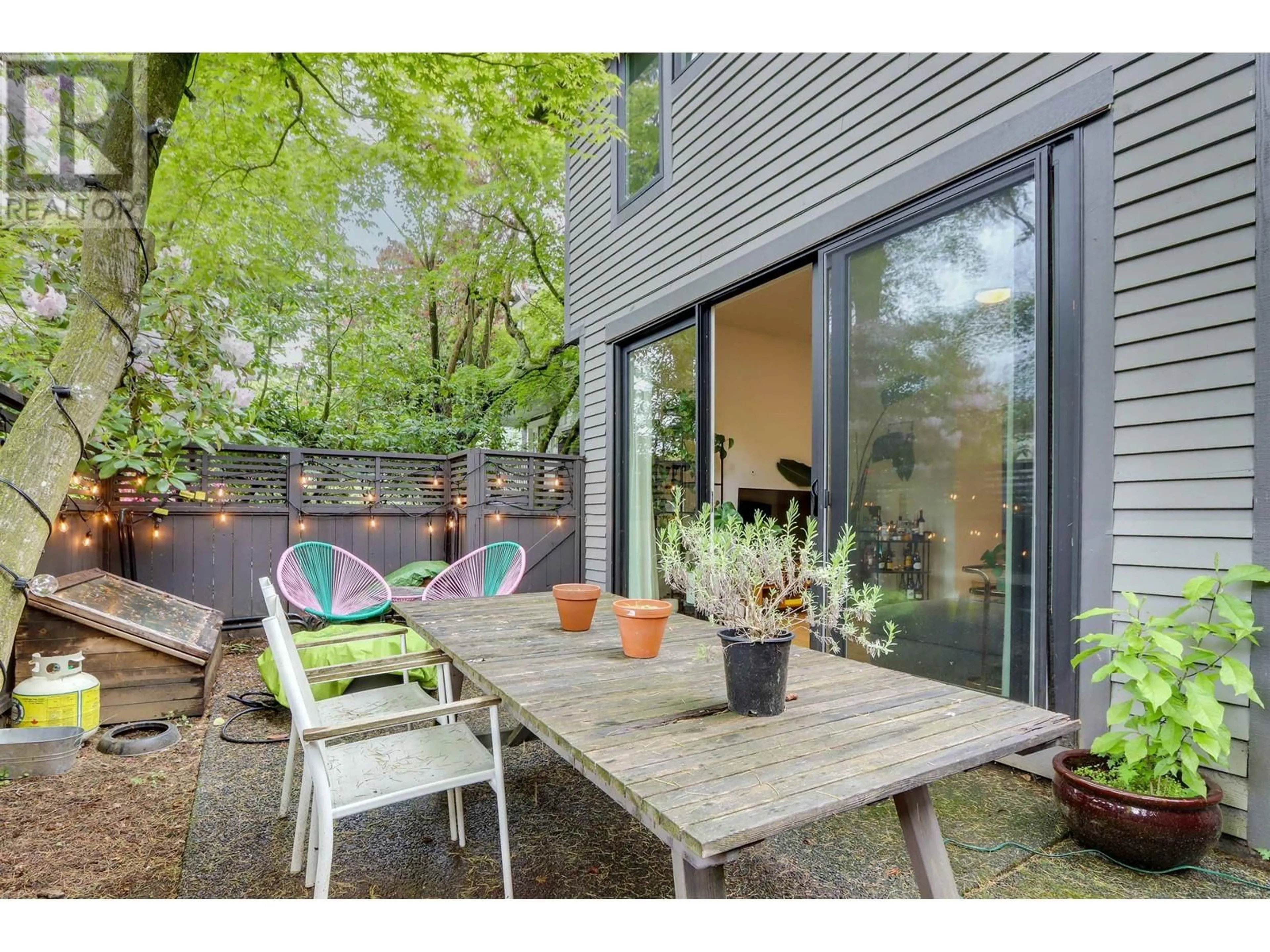 Patio, street for 1962 15TH AVENUE, Vancouver British Columbia V6J2L3