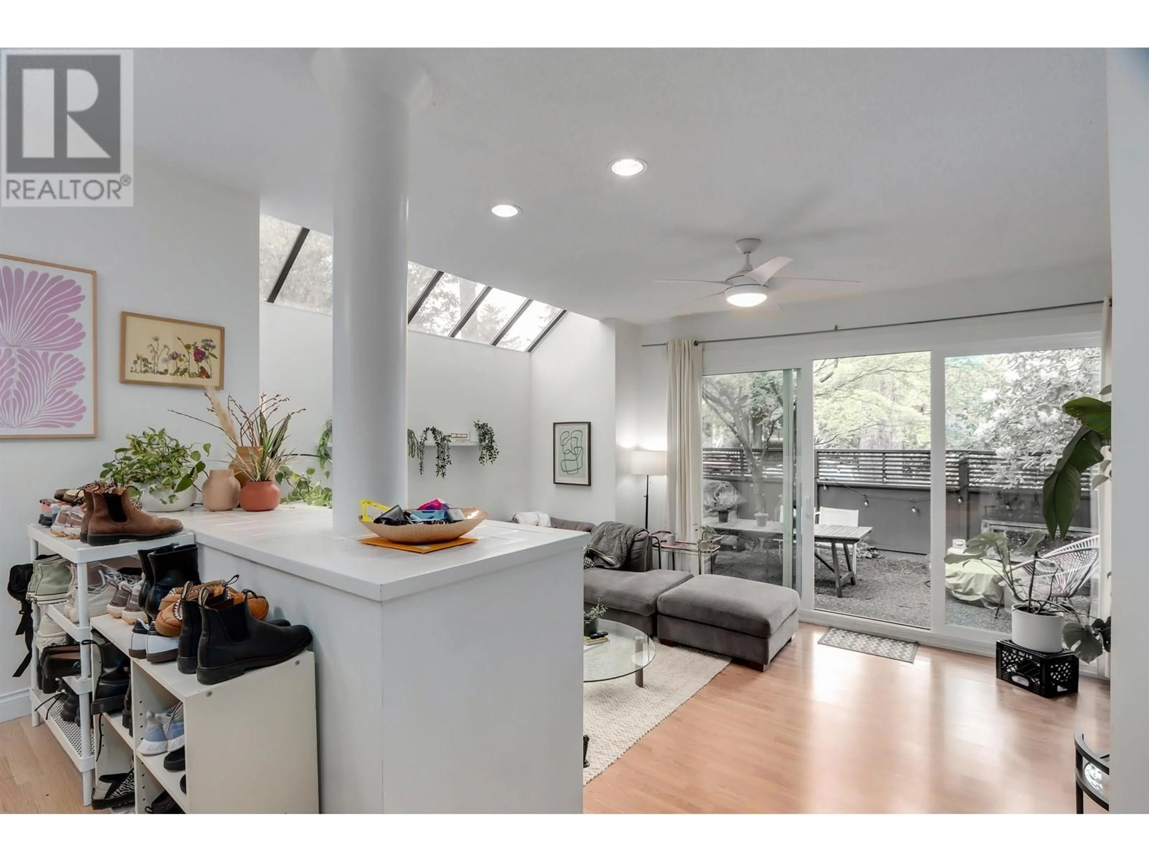 Open concept kitchen, unknown for 1962 15TH AVENUE, Vancouver British Columbia V6J2L3