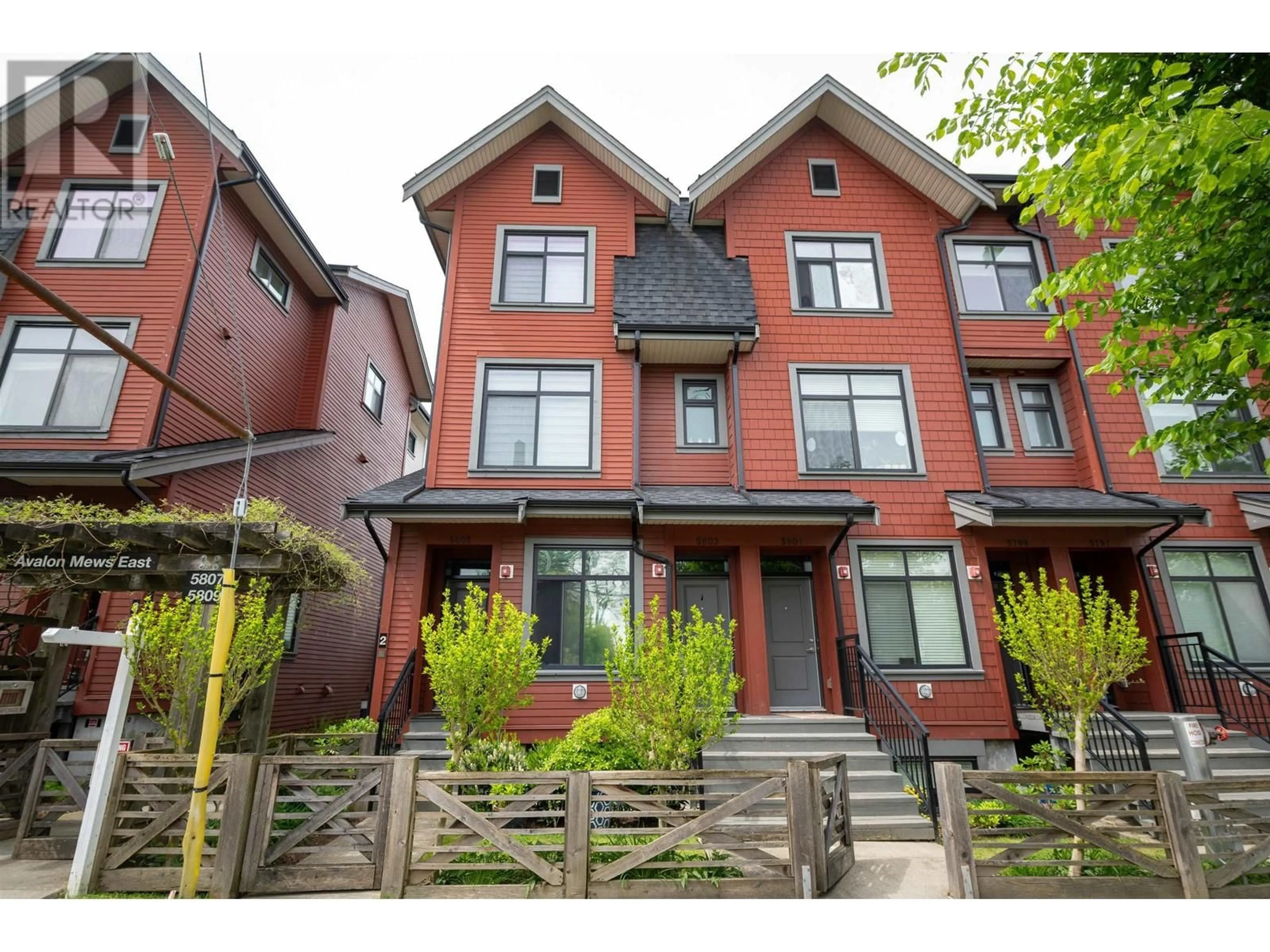 Home with brick exterior material, street for 5805 WALES STREET, Vancouver British Columbia V5R0E6