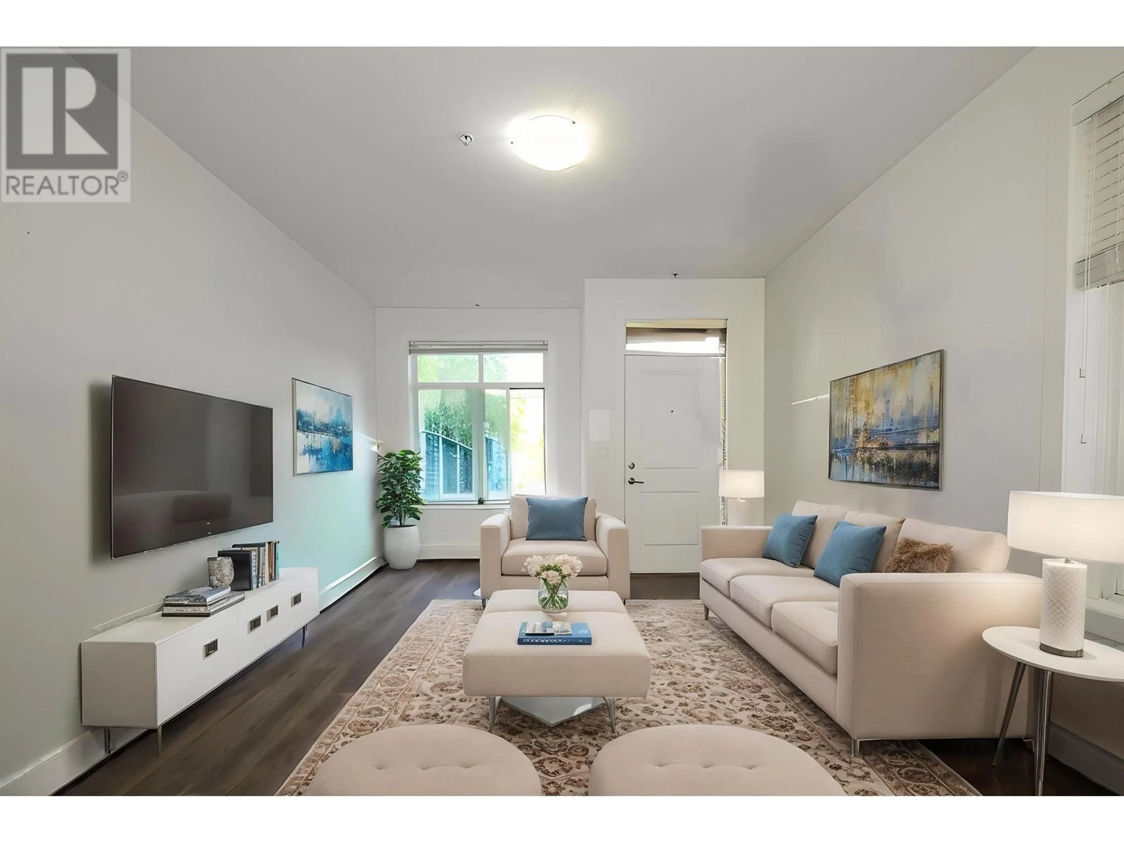 Living room with furniture, unknown for 5805 WALES STREET, Vancouver British Columbia V5R0E6