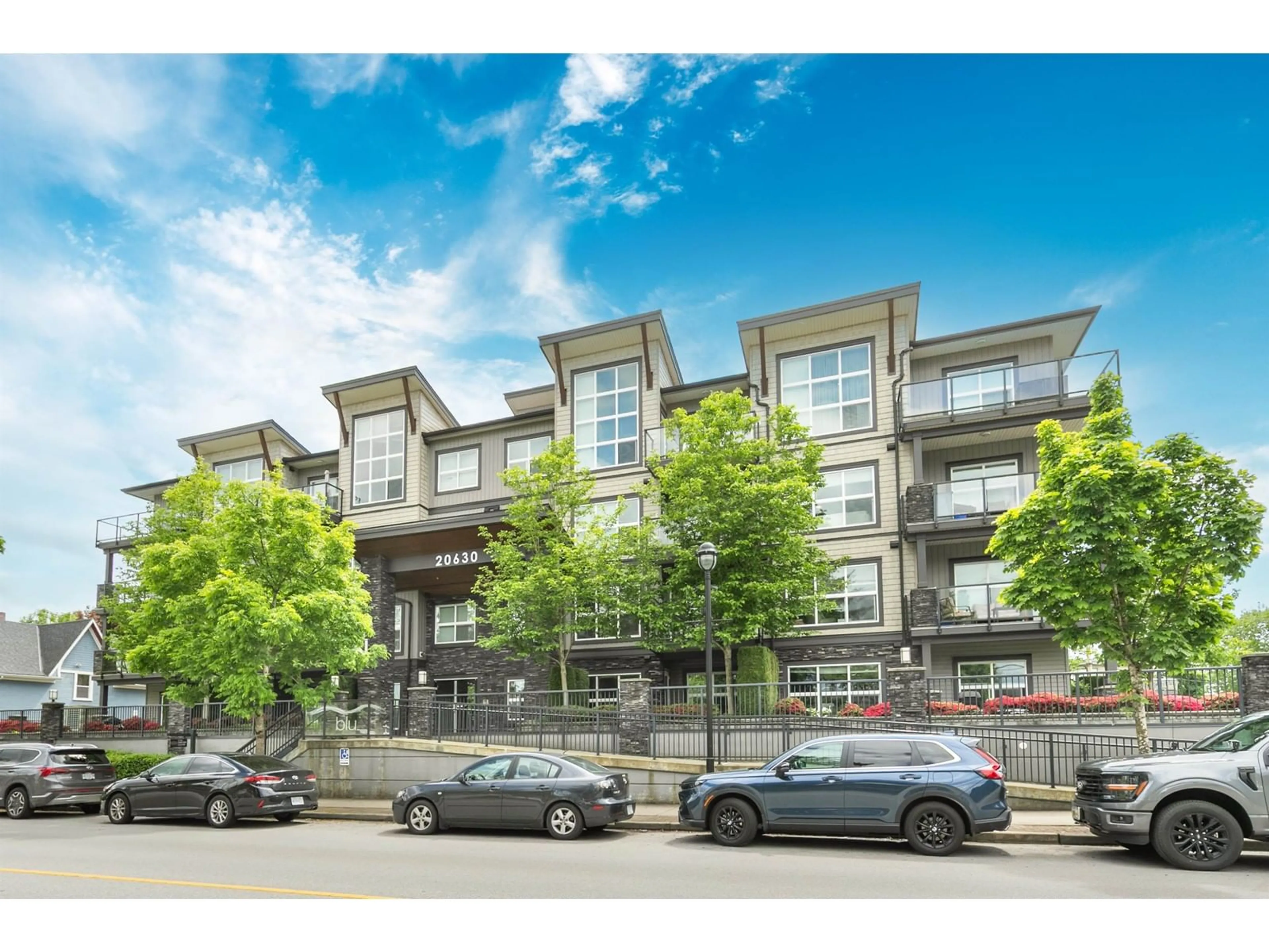 Unknown for 403 - 20630 DOUGLAS, Langley British Columbia V3A4B8