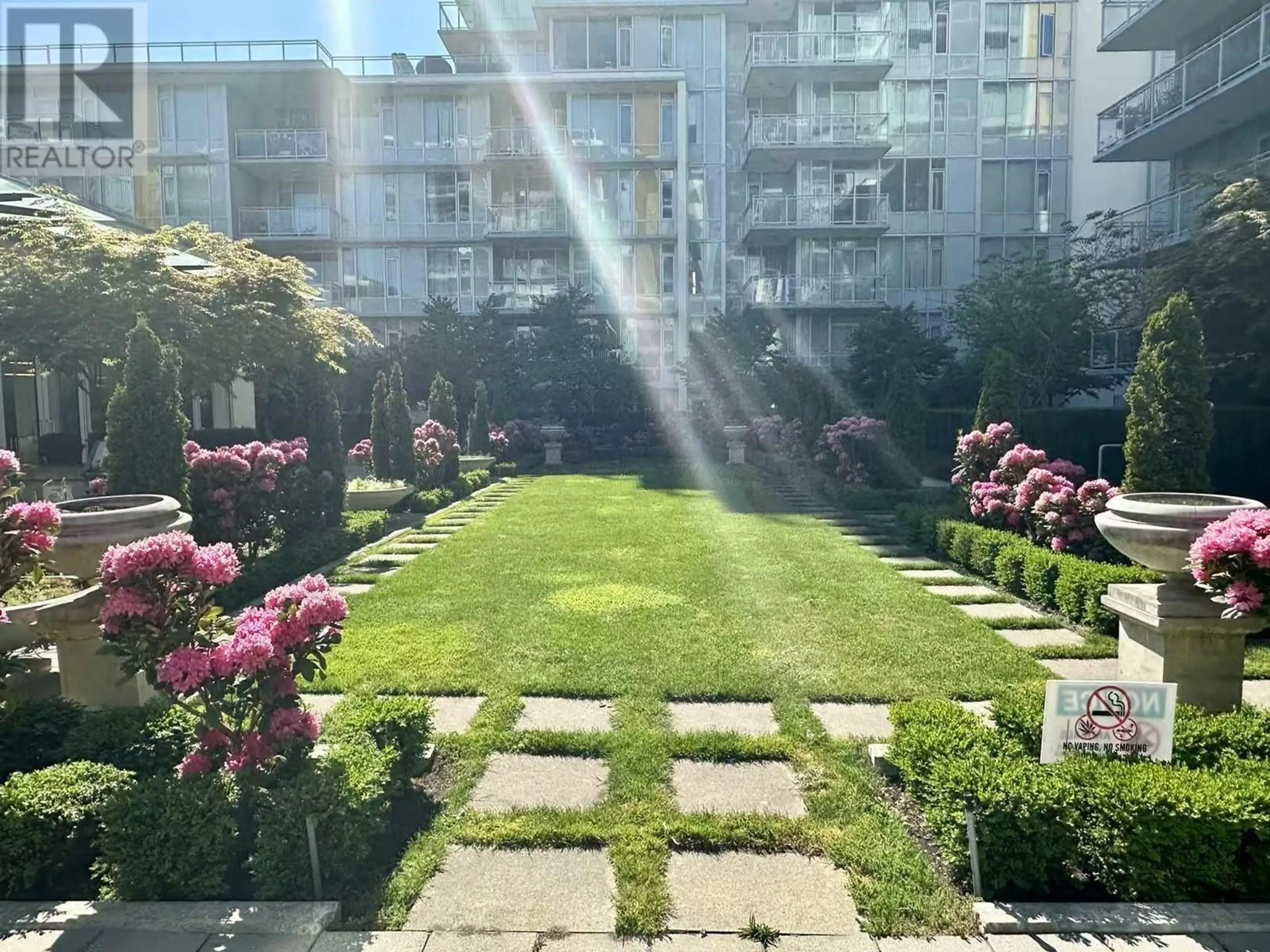 Patio, unknown for 309 - 3333 SEXSMITH ROAD, Richmond British Columbia V6X0R7