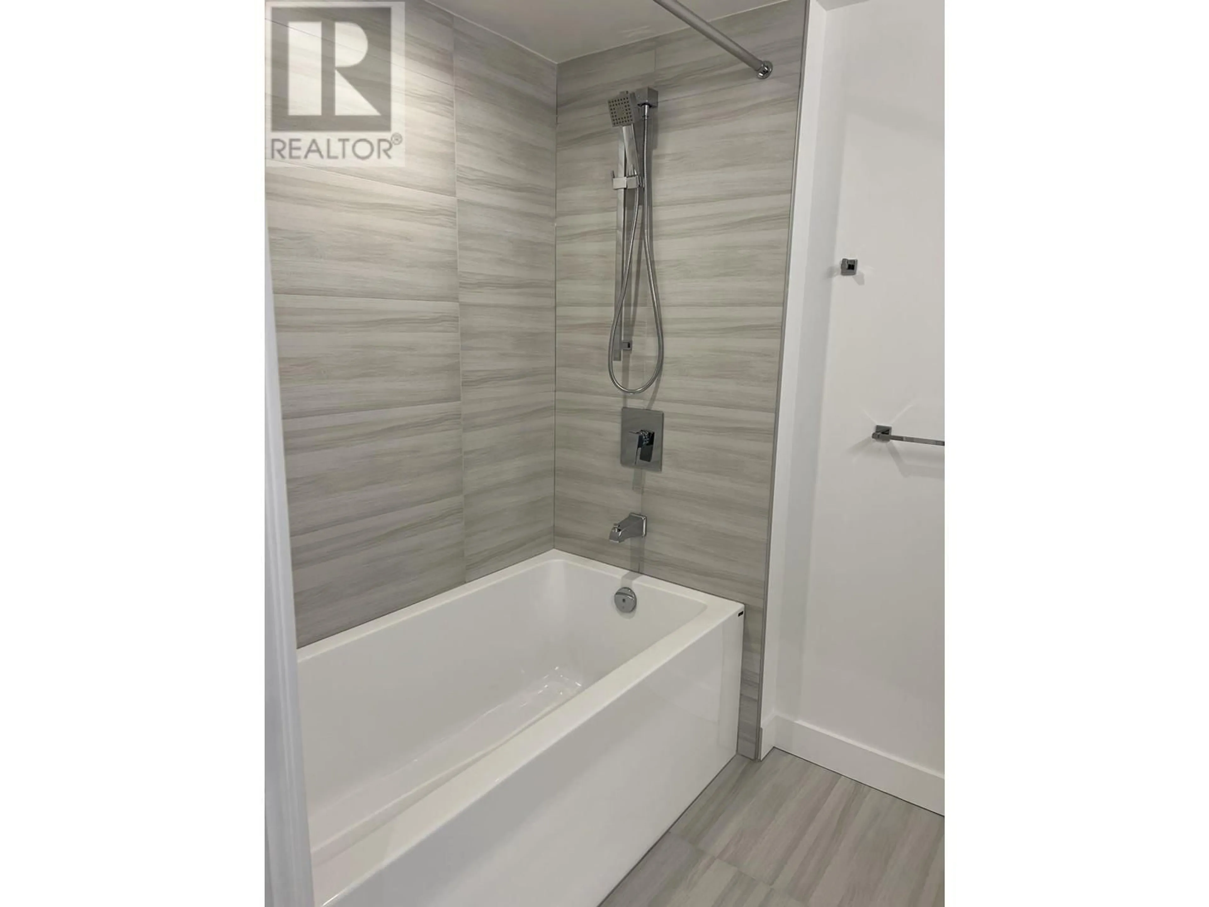 Contemporary bathroom, ceramic/tile floor for 606 - 5766 GILBERT ROAD, Richmond British Columbia V7C0G2