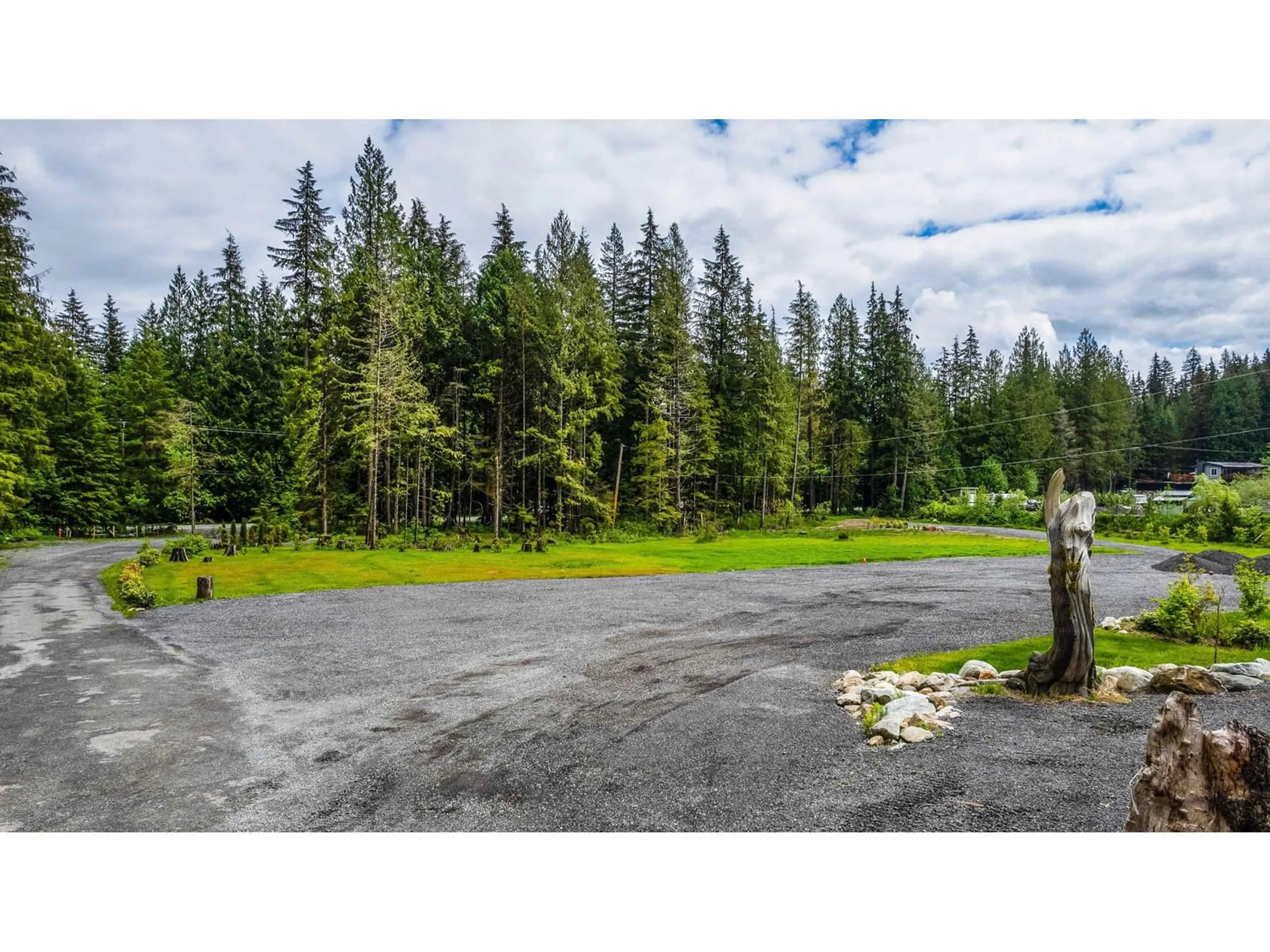 A pic from outside/outdoor area/front of a property/back of a property/a pic from drone, forest/trees view for 11871 DEWDNEY TRUNK, Mission British Columbia V4S1L2