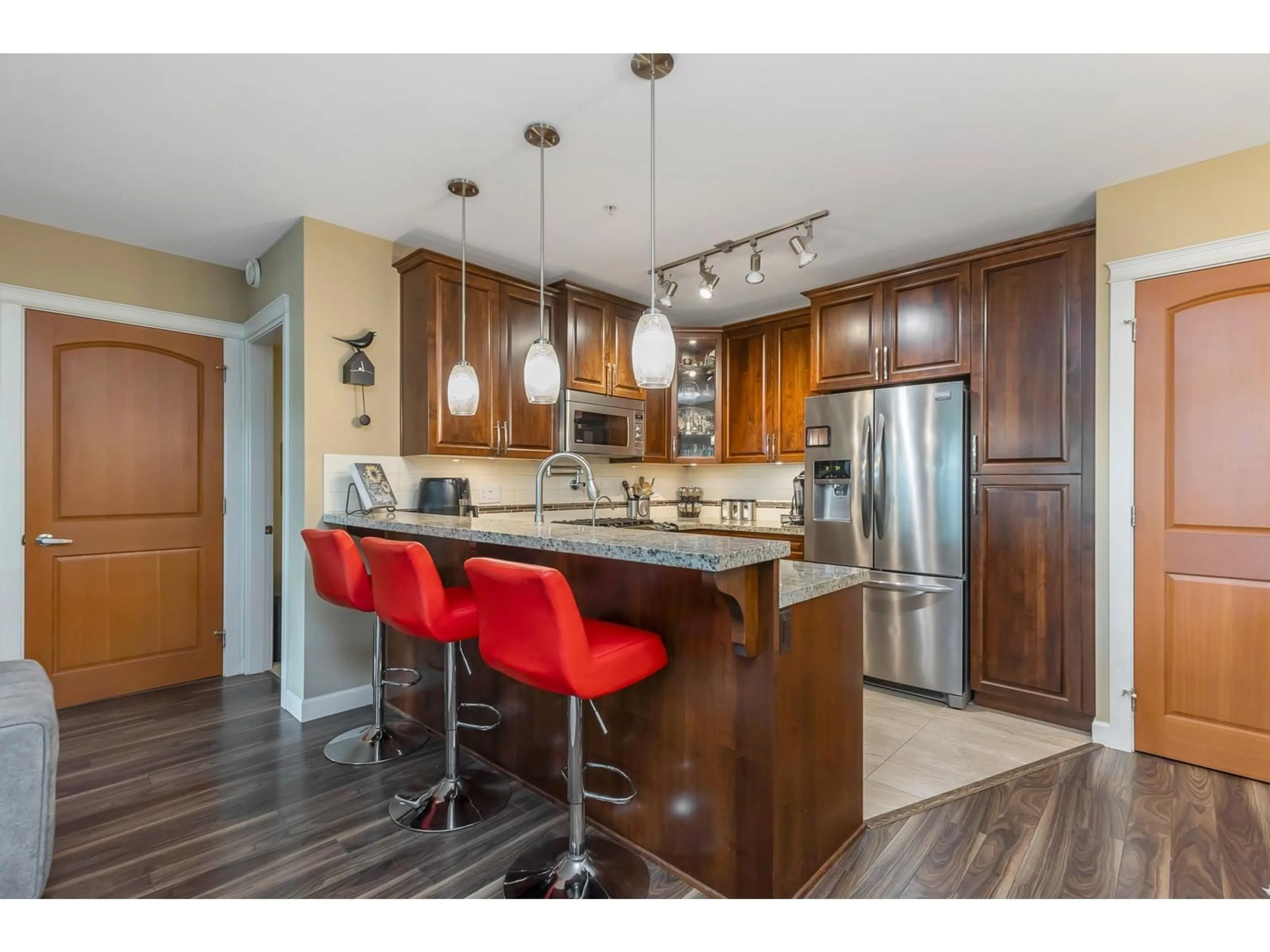 Open concept kitchen, unknown for 129 - 2860 TRETHEWEY, Abbotsford British Columbia V2T0G5