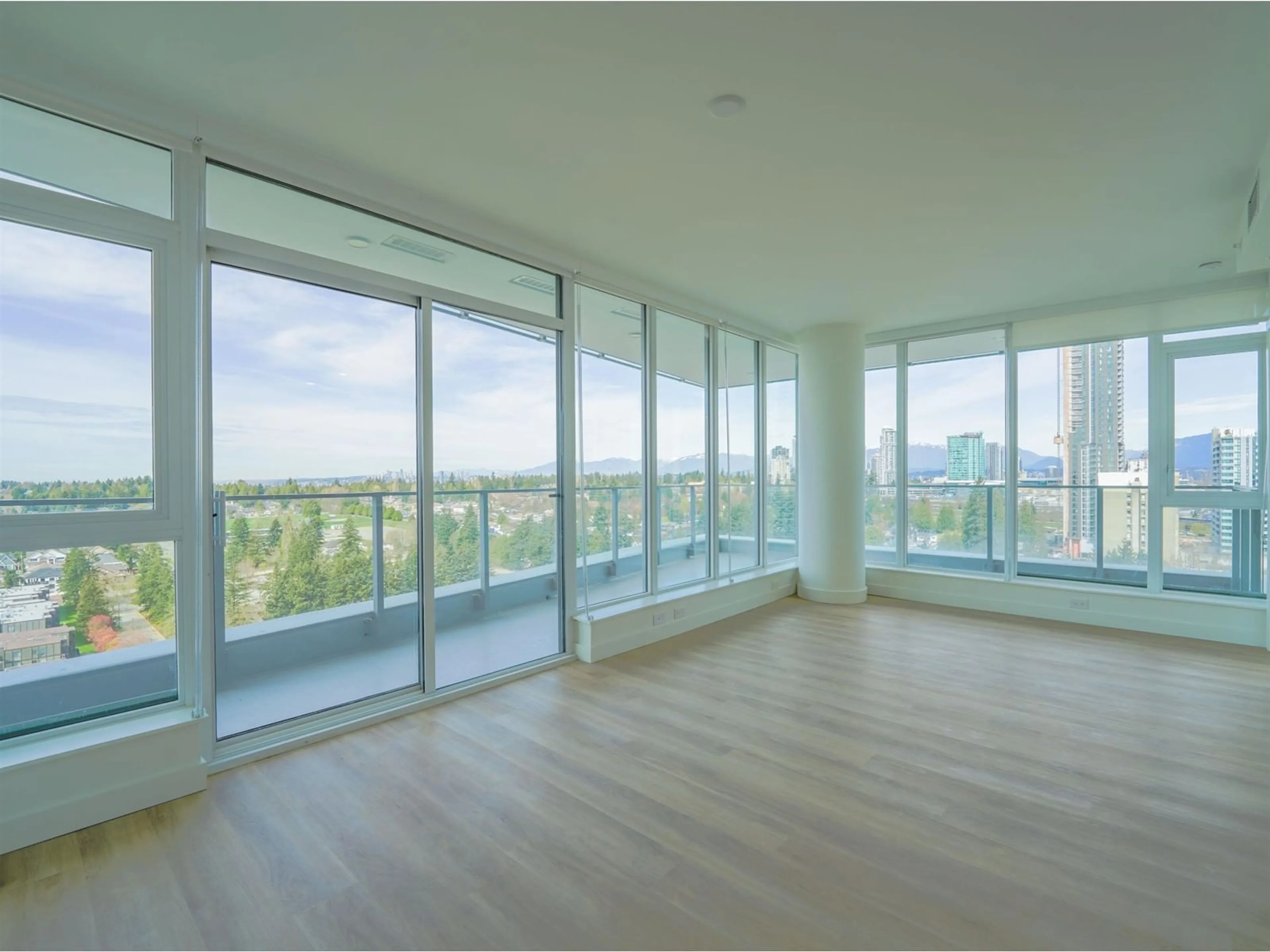 A pic of a room for 1904 - 9675 KING GEORGE, Surrey British Columbia V3T2V3