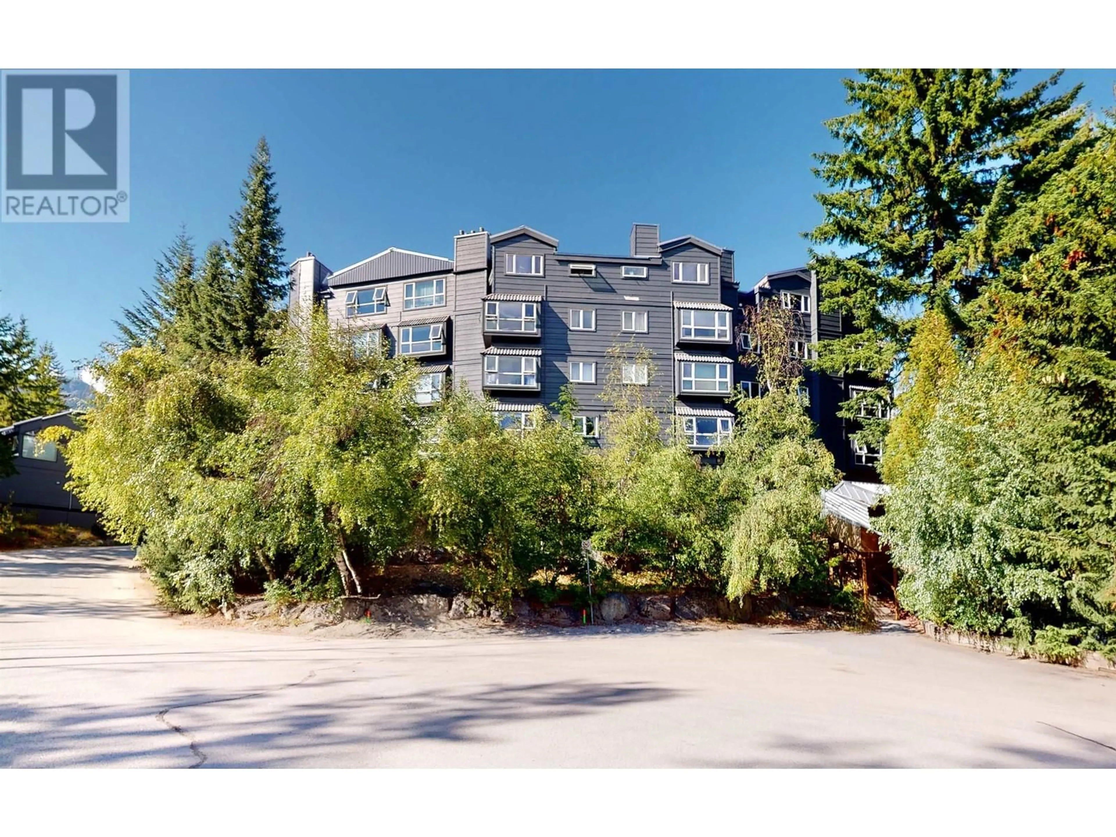A pic from outside/outdoor area/front of a property/back of a property/a pic from drone, unknown for 304 - 2111 WHISTLER ROAD, Whistler British Columbia V8E0A6