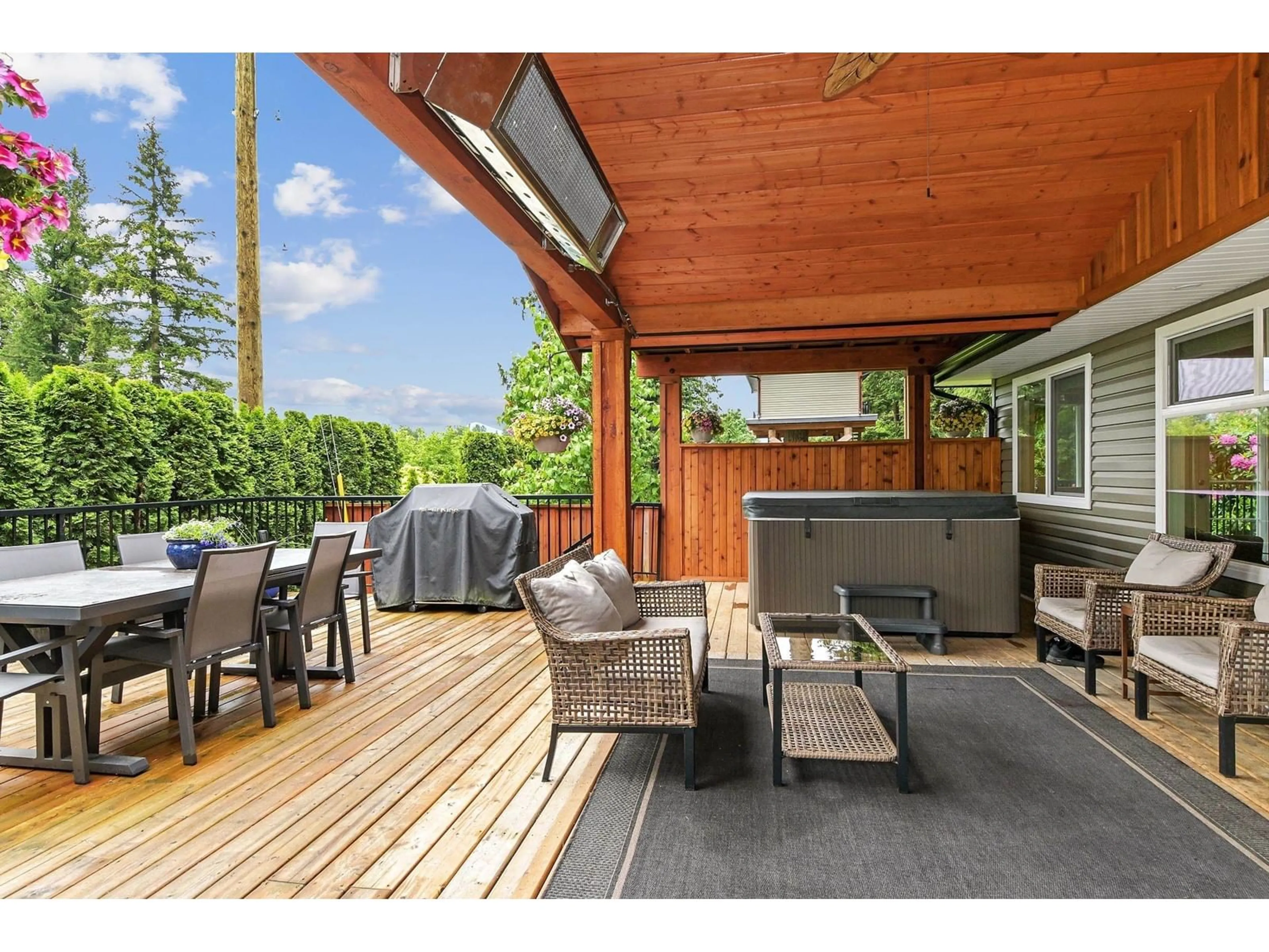 Patio, water/lake/river/ocean view for 9633 HESS, Mission British Columbia V0M1H0