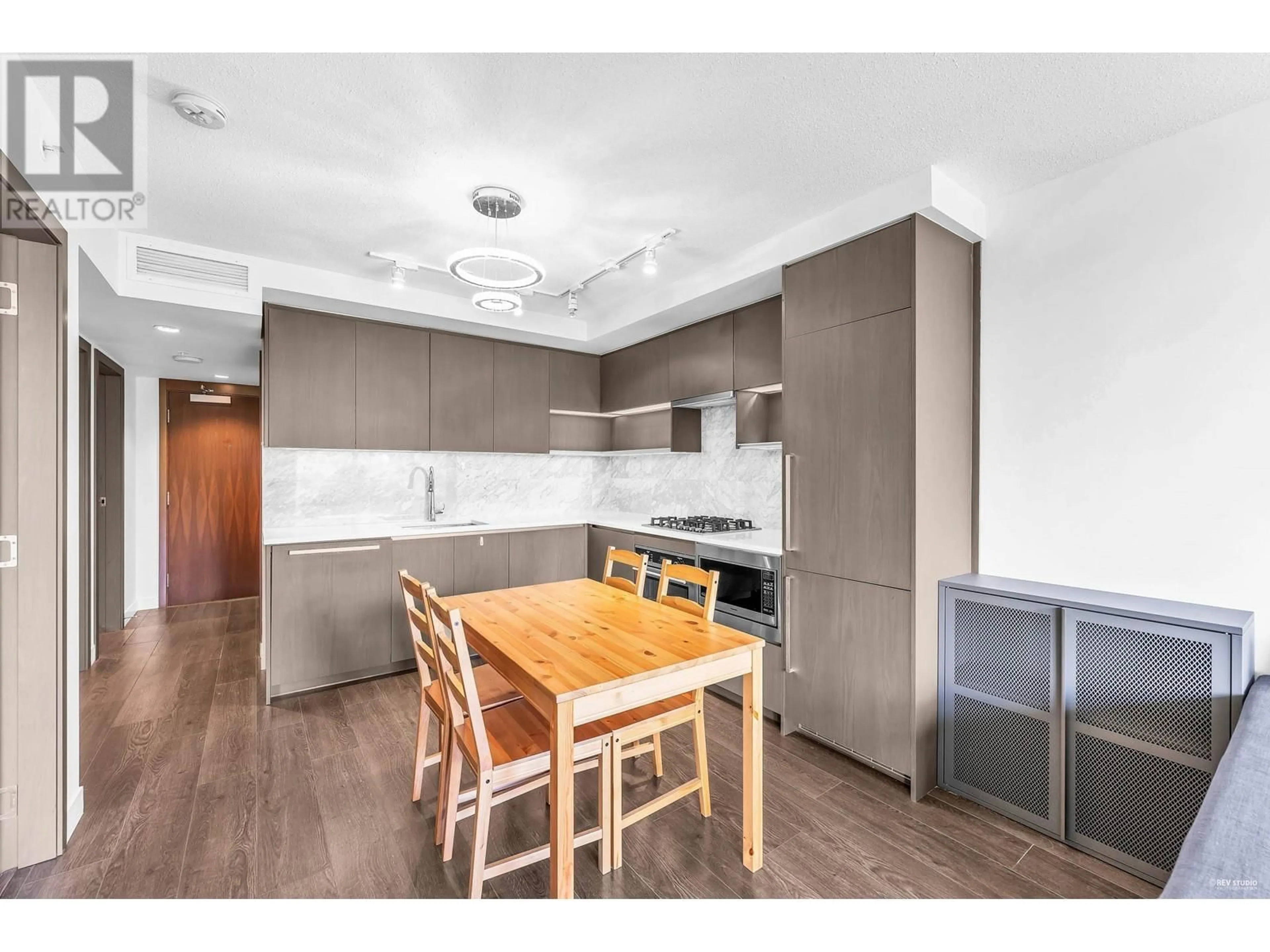 Standard kitchen, wood/laminate floor for 618 - 8988 PATTERSON ROAD, Richmond British Columbia V6X0R2