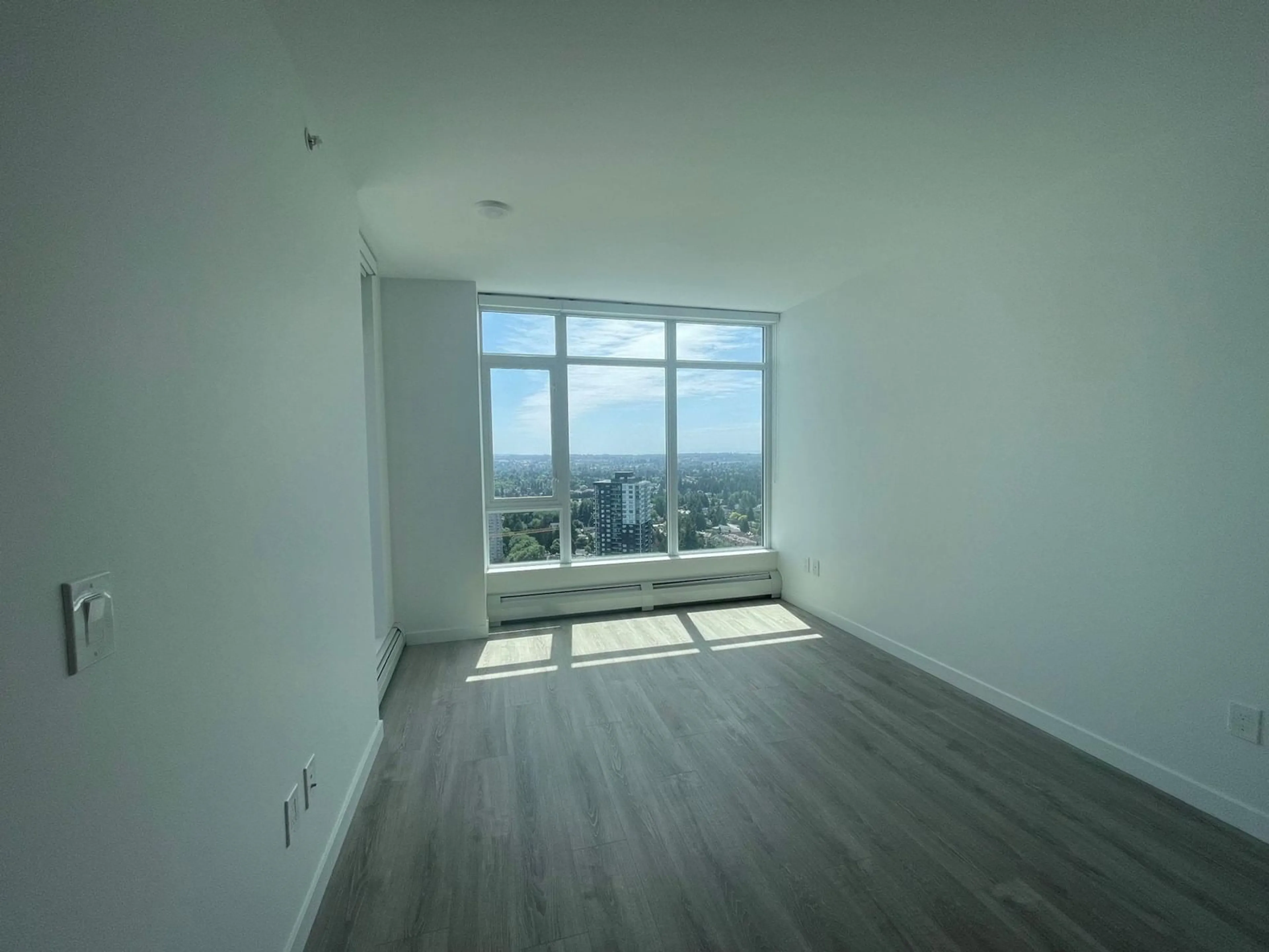 A pic of a room for 3510 - 13350 CENTRAL, Surrey British Columbia V3T0S1