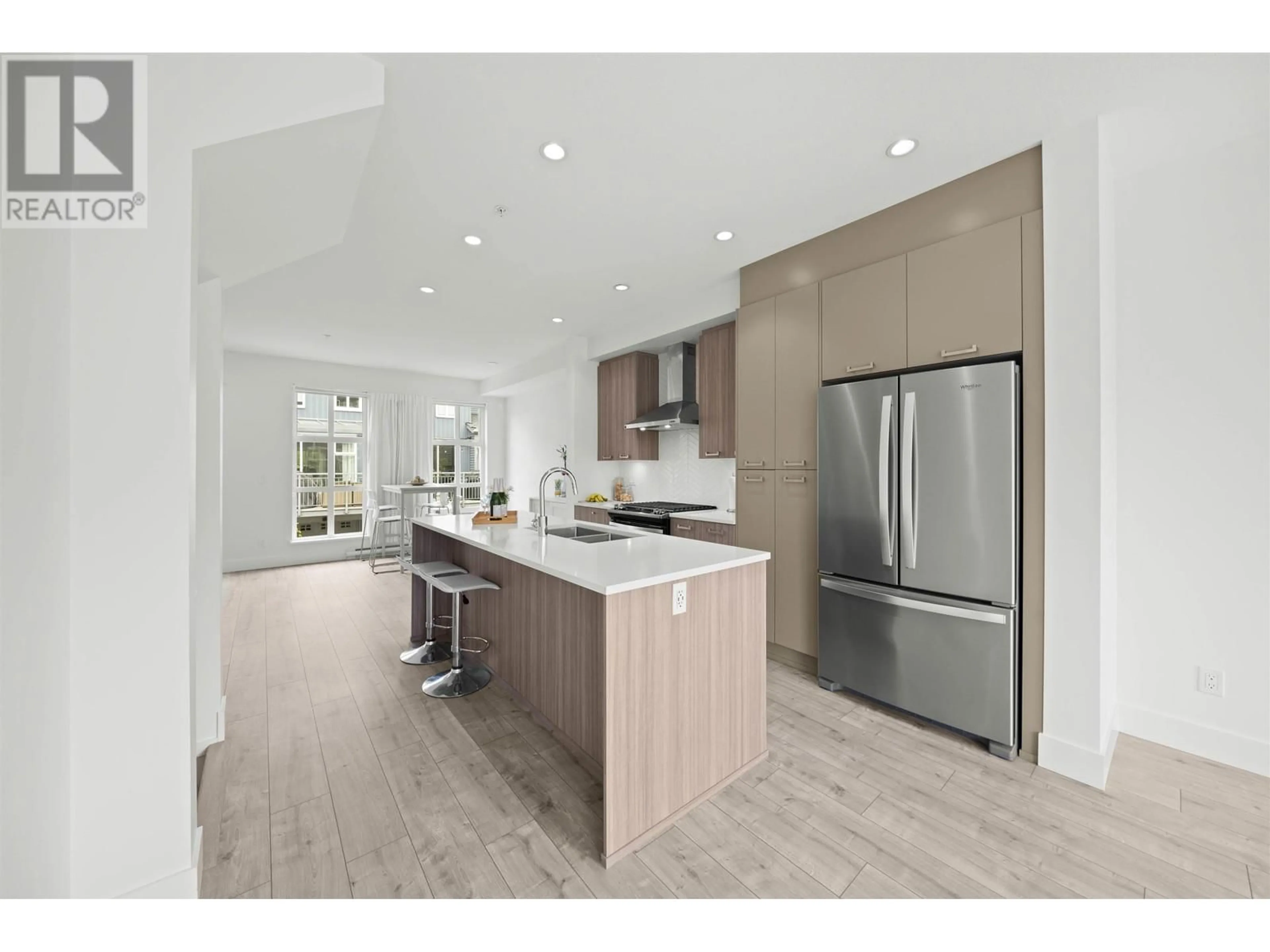 Open concept kitchen, unknown for 9 - 24076 112 AVENUE, Maple Ridge British Columbia V2W0K2