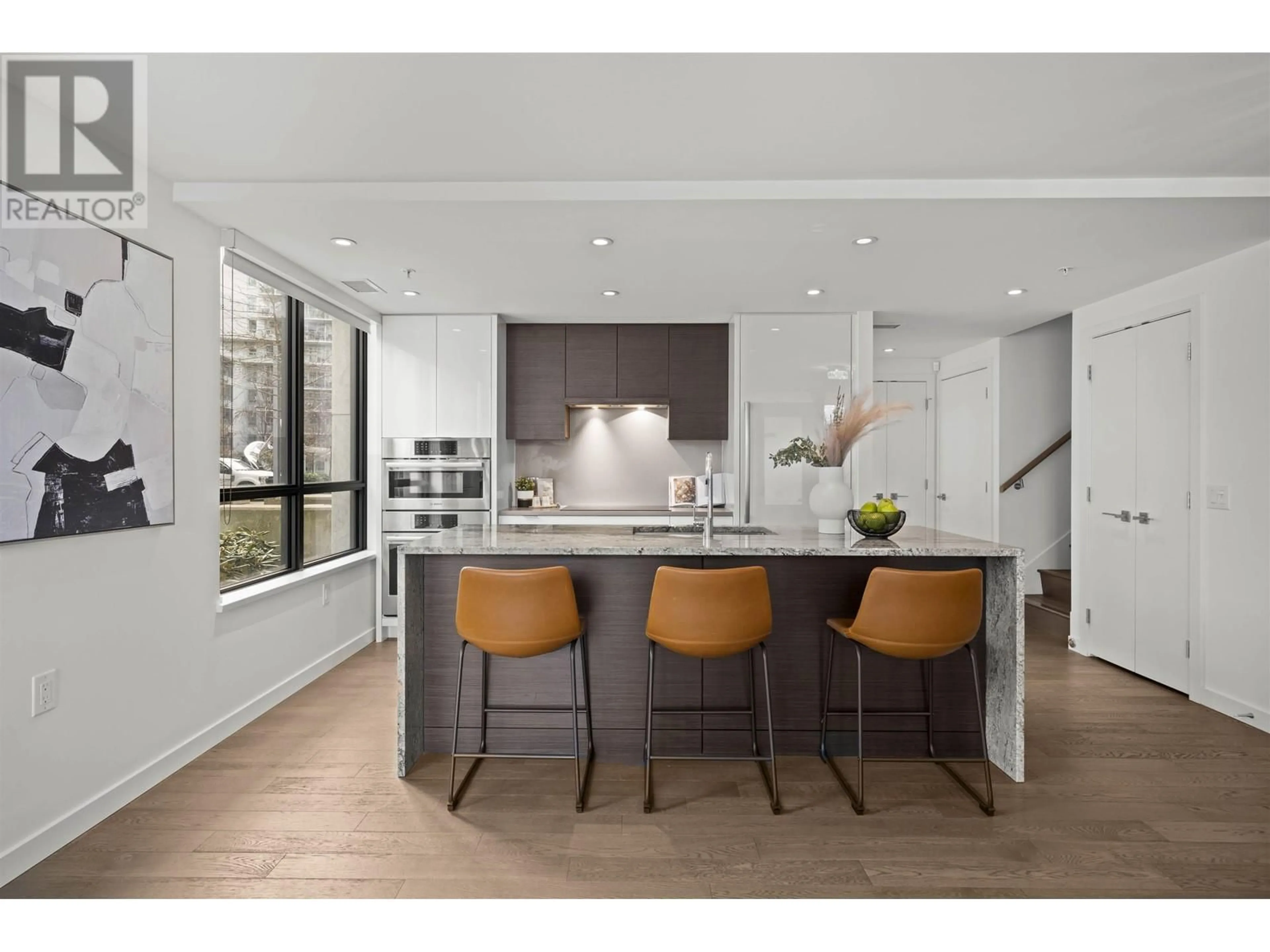 Open concept kitchen, unknown for 1672 PULLMAN PORTER STREET, Vancouver British Columbia V6A0H4