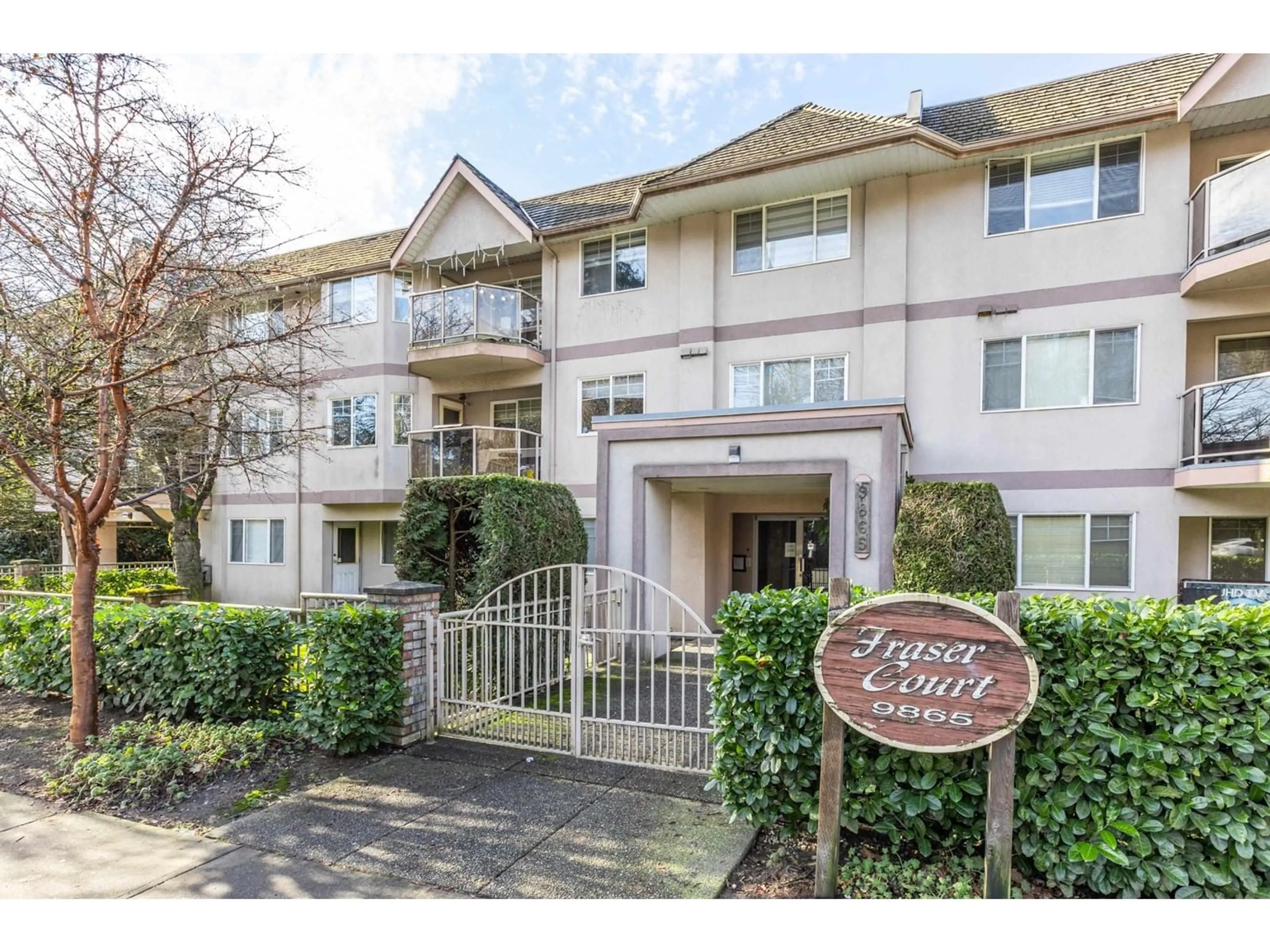 Unknown for 202 - 9865 140, Surrey British Columbia V3T4M4