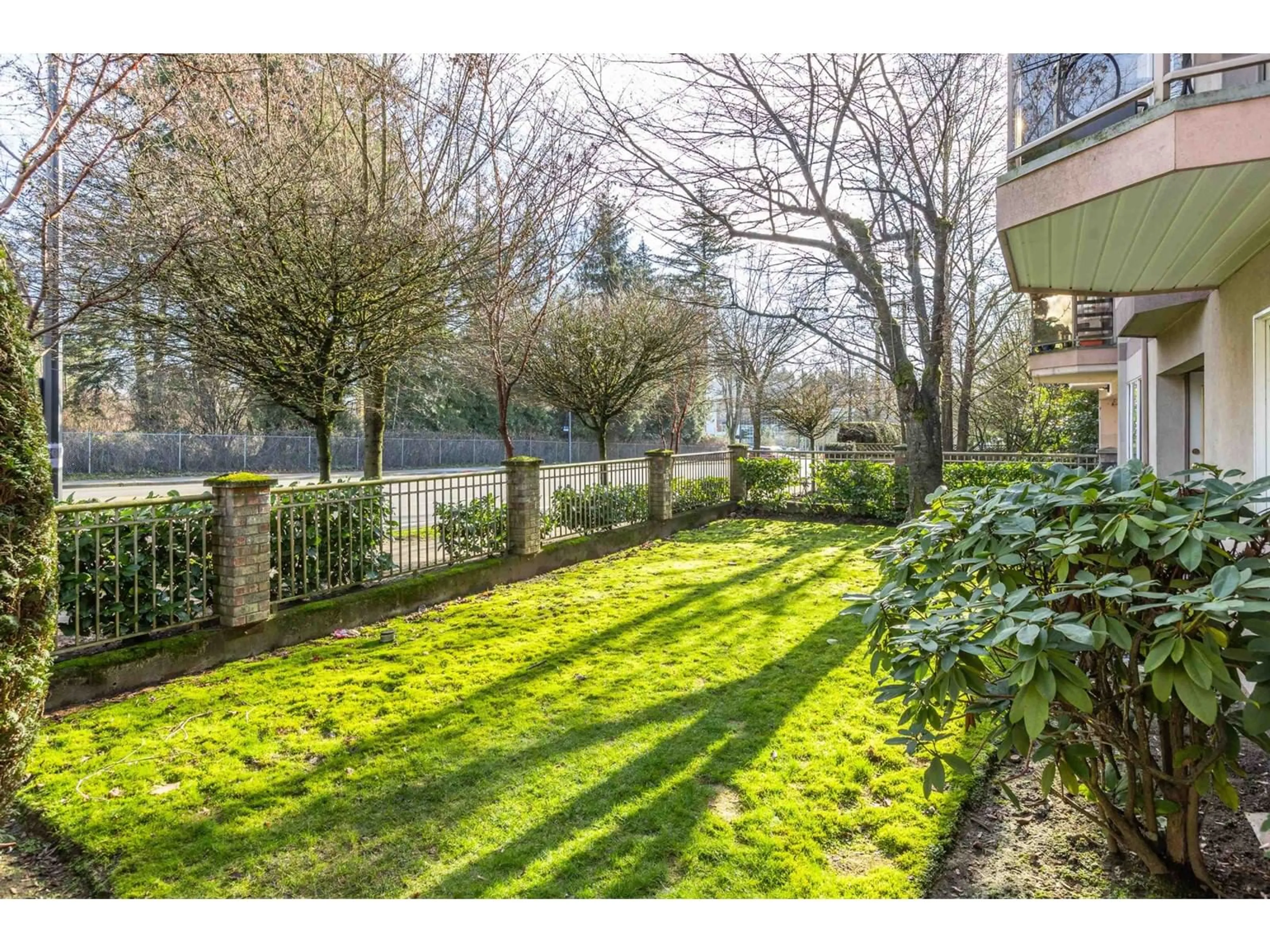 A pic from outside/outdoor area/front of a property/back of a property/a pic from drone, street for 202 - 9865 140, Surrey British Columbia V3T4M4