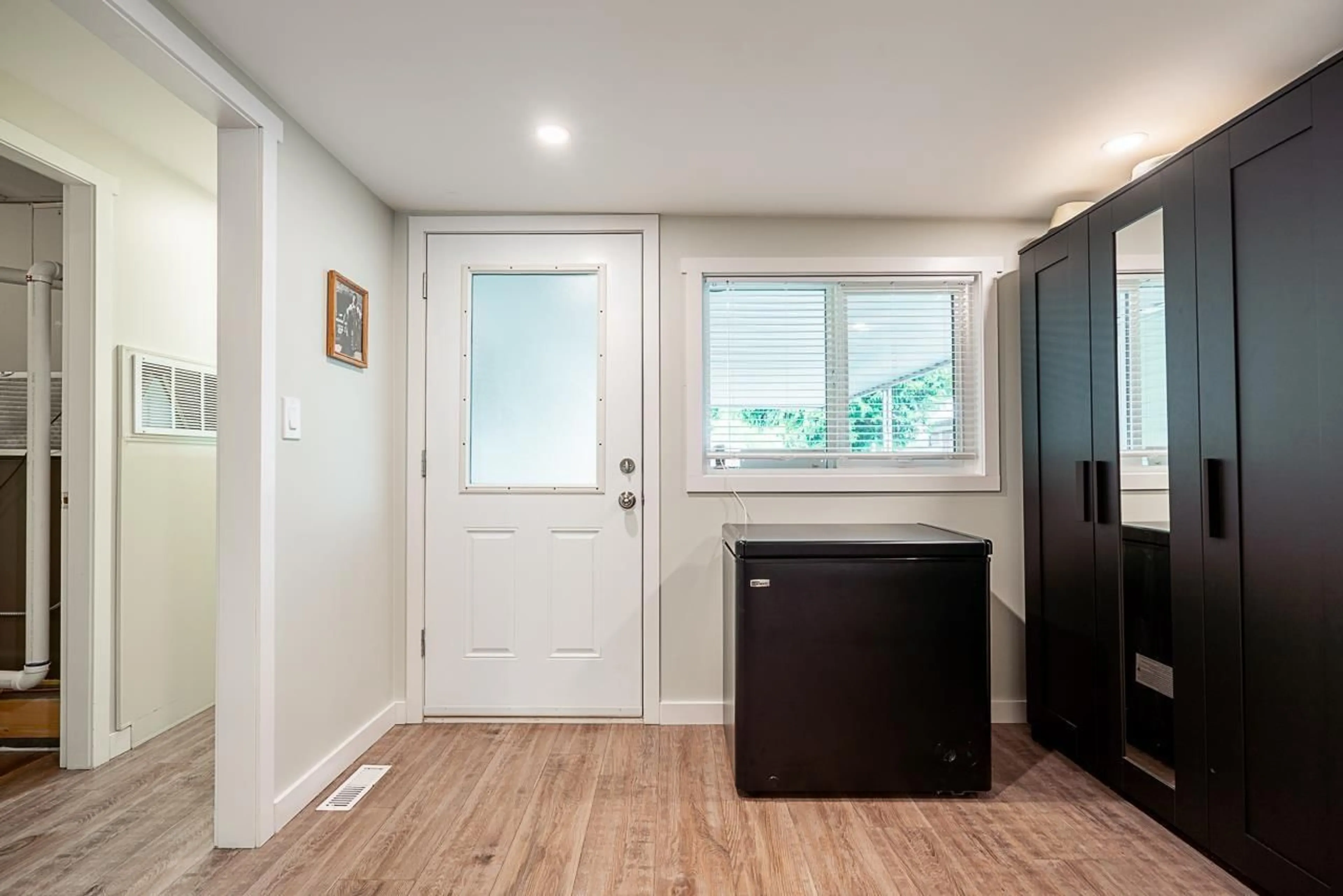 Indoor entryway for 75 - 1840 160, Surrey British Columbia V4A4X4