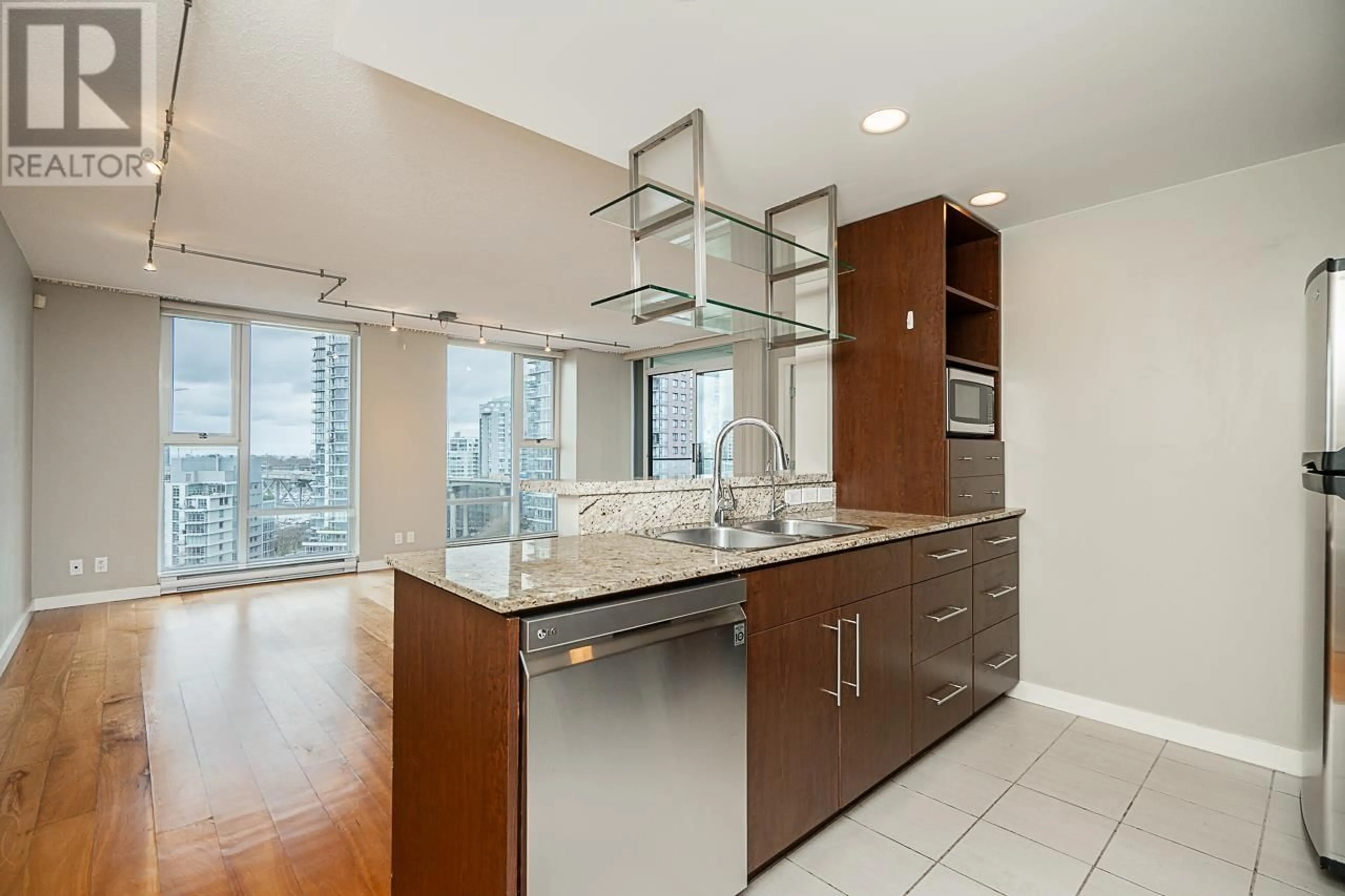 Unknown for 1606 - 455 BEACH CRESCENT, Vancouver British Columbia V6Z3E5
