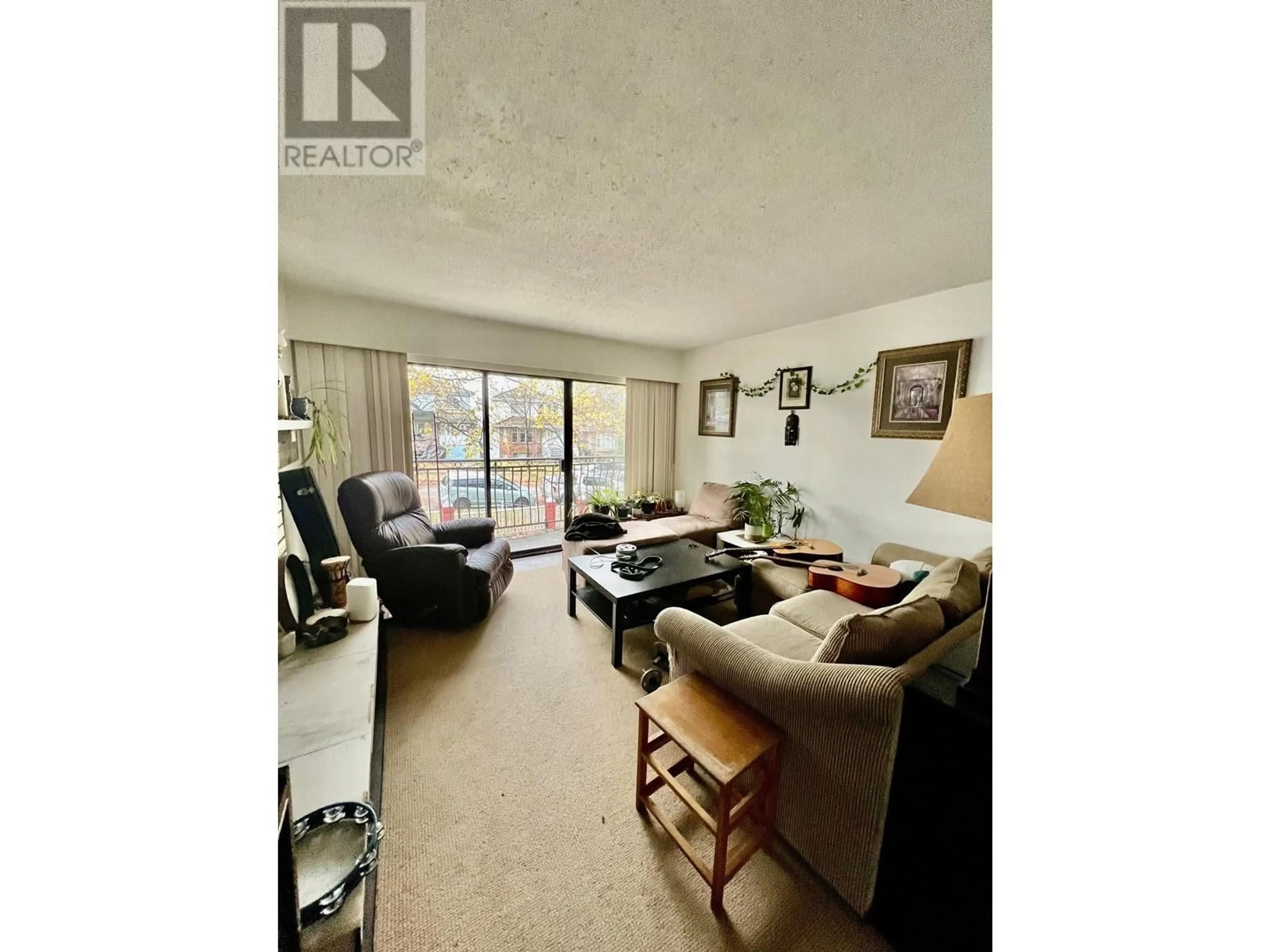 Living room with furniture, unknown for 4880 FLEMING STREET, Vancouver British Columbia V5N3W8