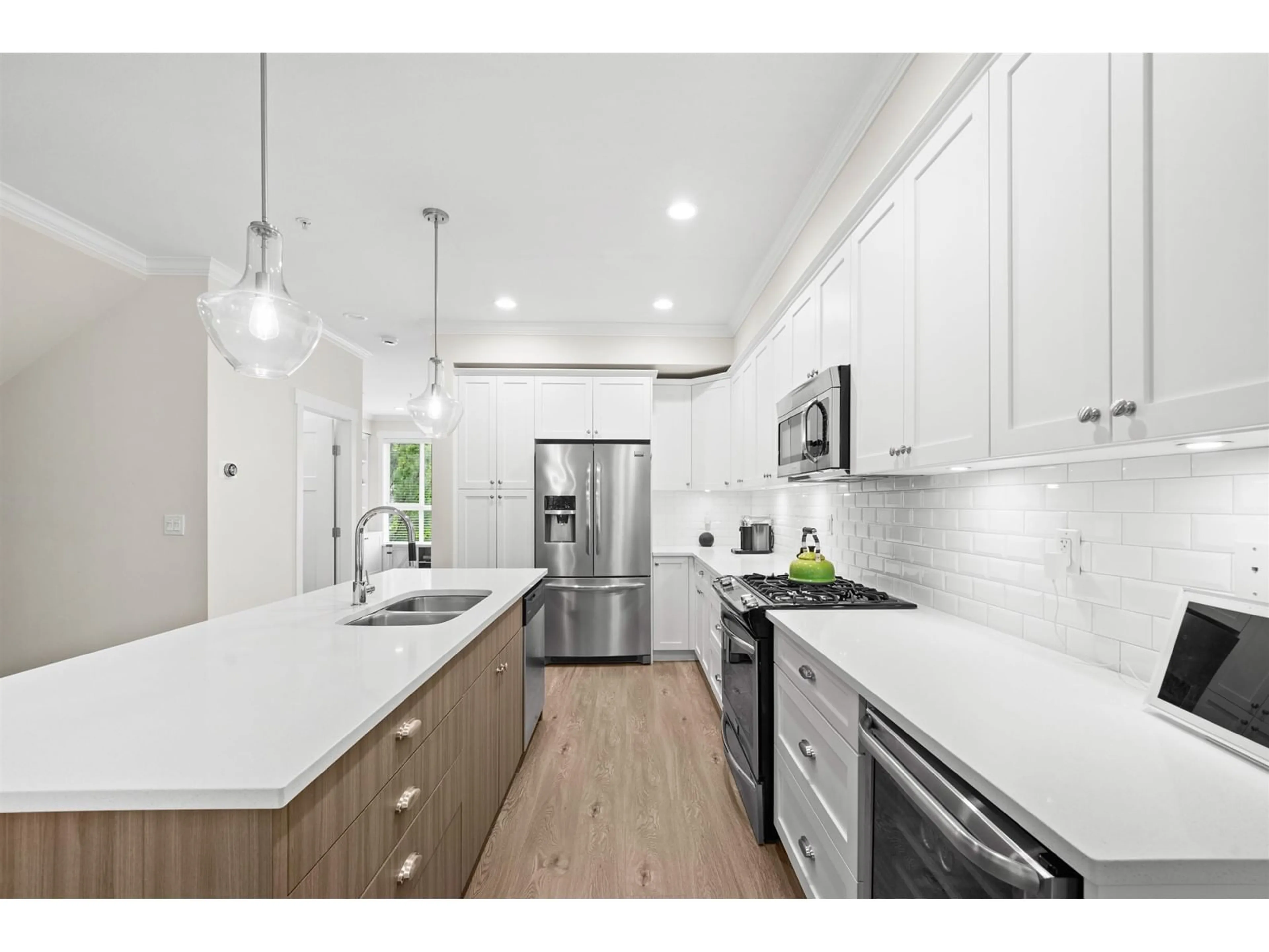 Open concept kitchen, unknown for 29 - 7059 210, Langley British Columbia V2Y0T2