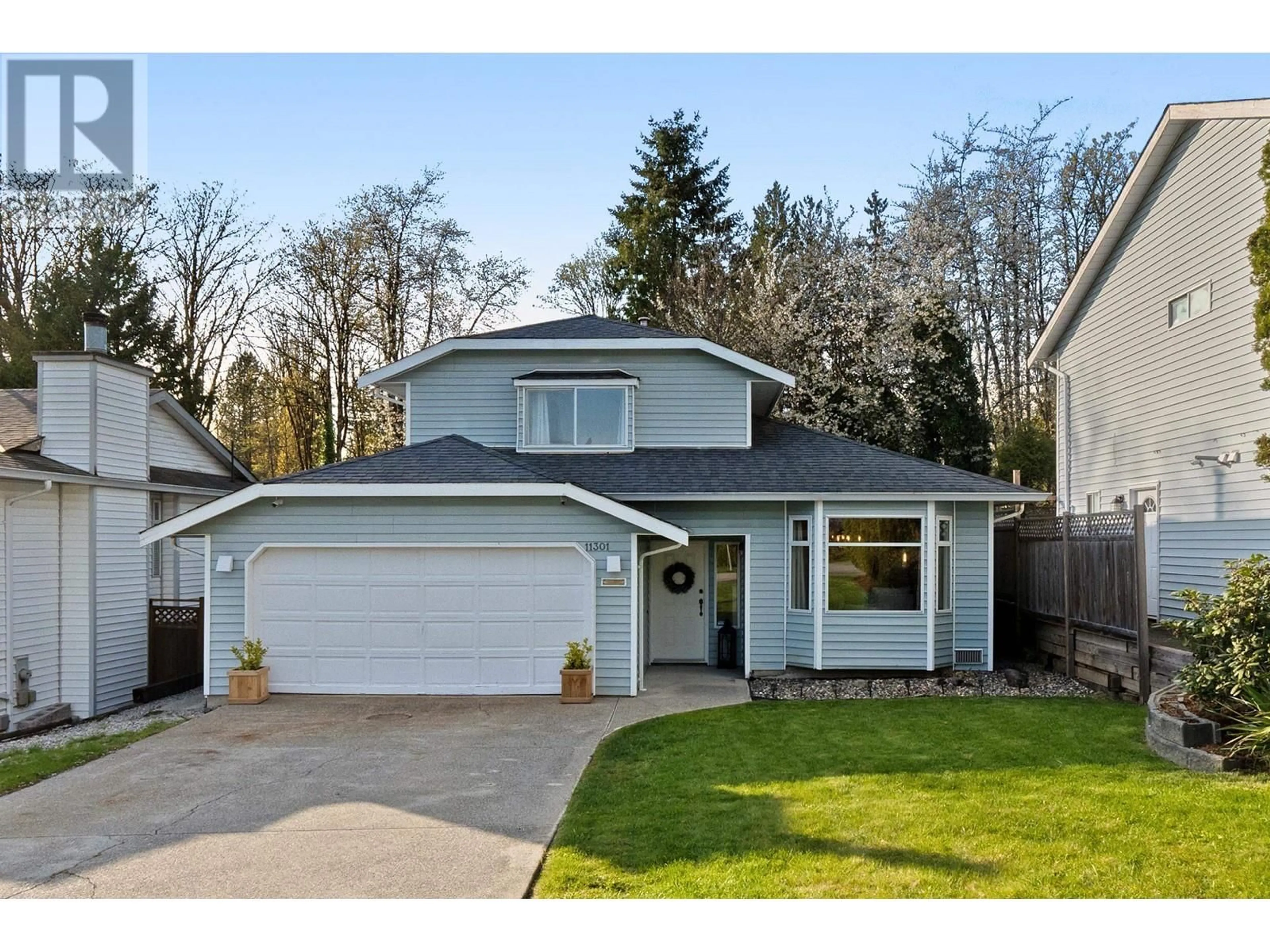 Home with vinyl exterior material, street for 11301 HARRISON STREET, Maple Ridge British Columbia V2X9P6