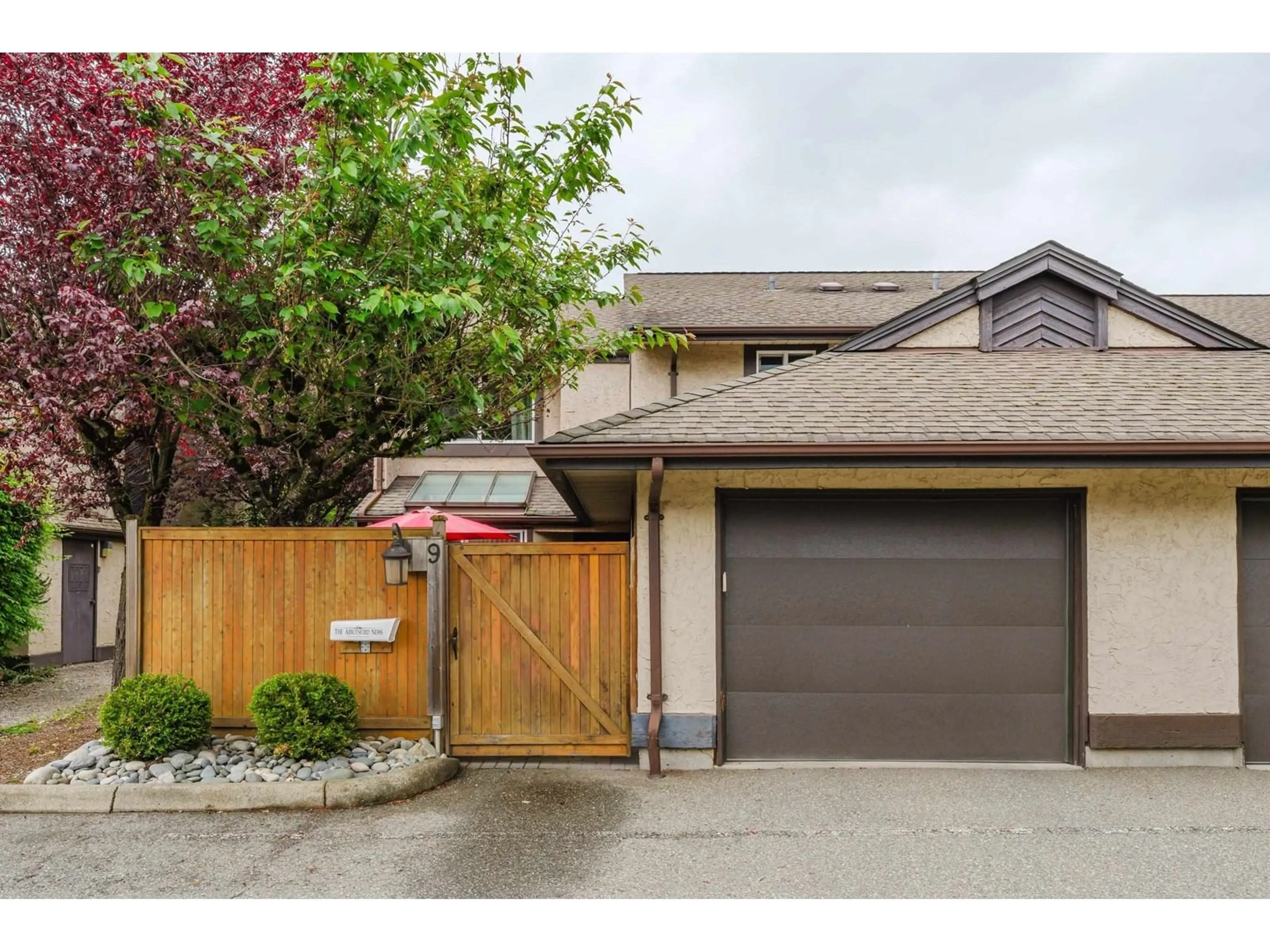 Unknown for 9 - 34755 OLD YALE, Abbotsford British Columbia V2S7S5
