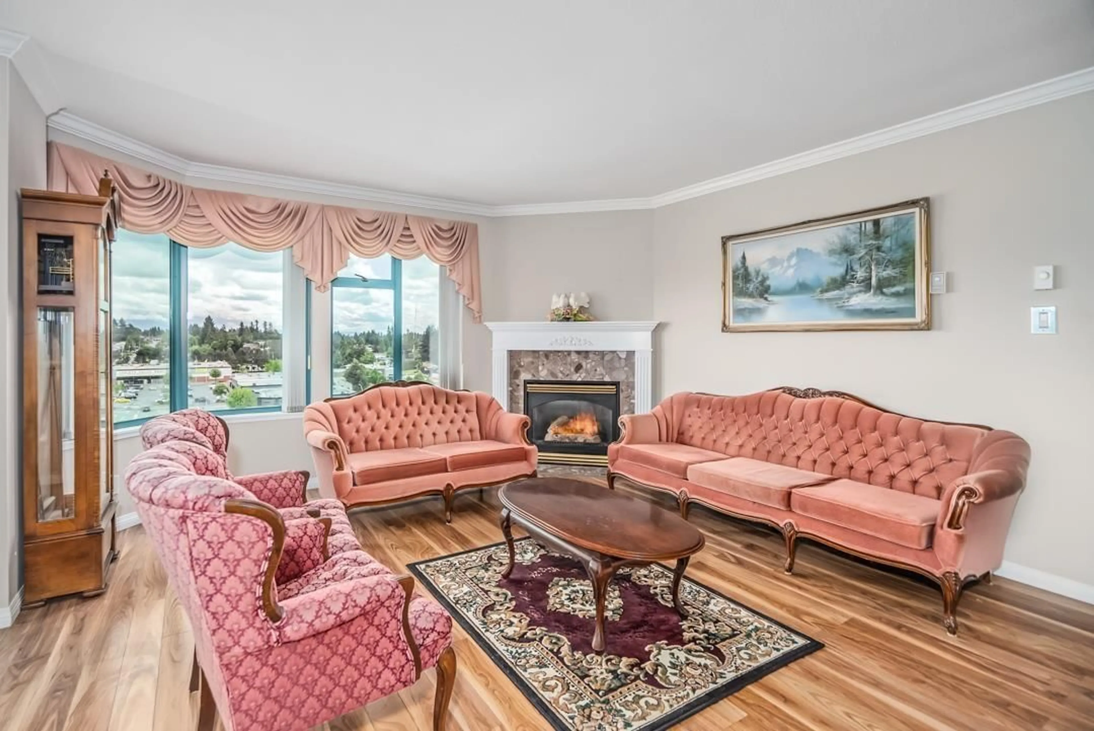 Living room with furniture, unknown for 1004 - 32440 SIMON, Abbotsford British Columbia V2T5R3