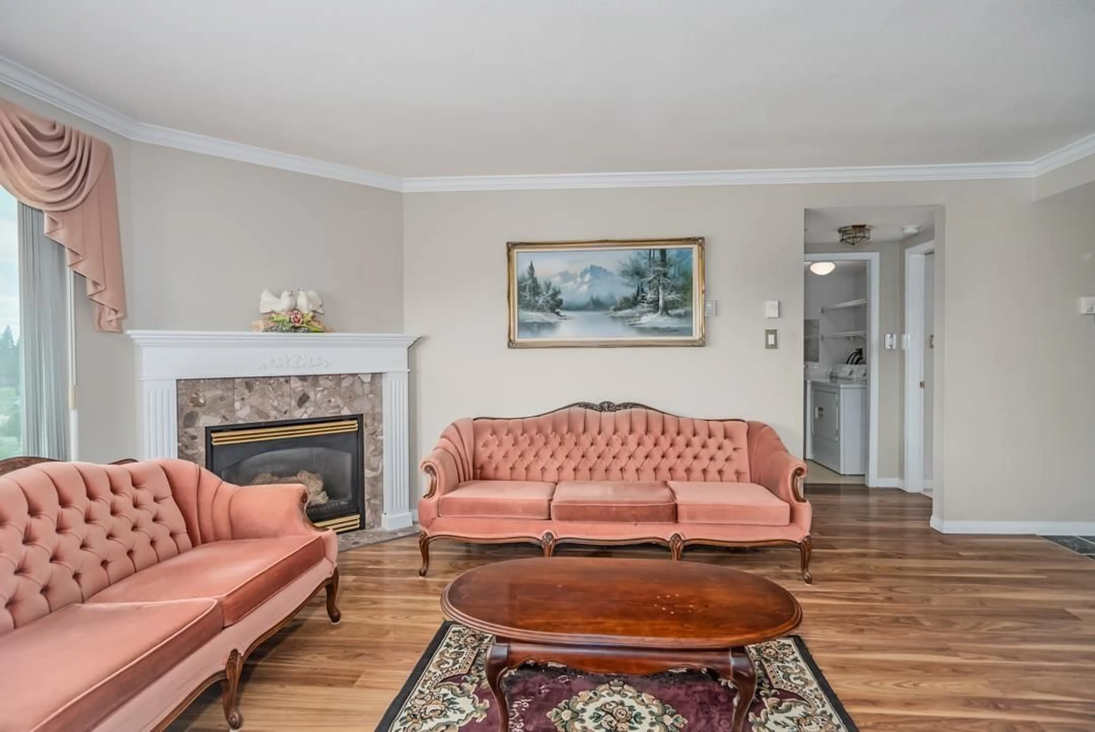 Living room with furniture, unknown for 1004 - 32440 SIMON, Abbotsford British Columbia V2T5R3