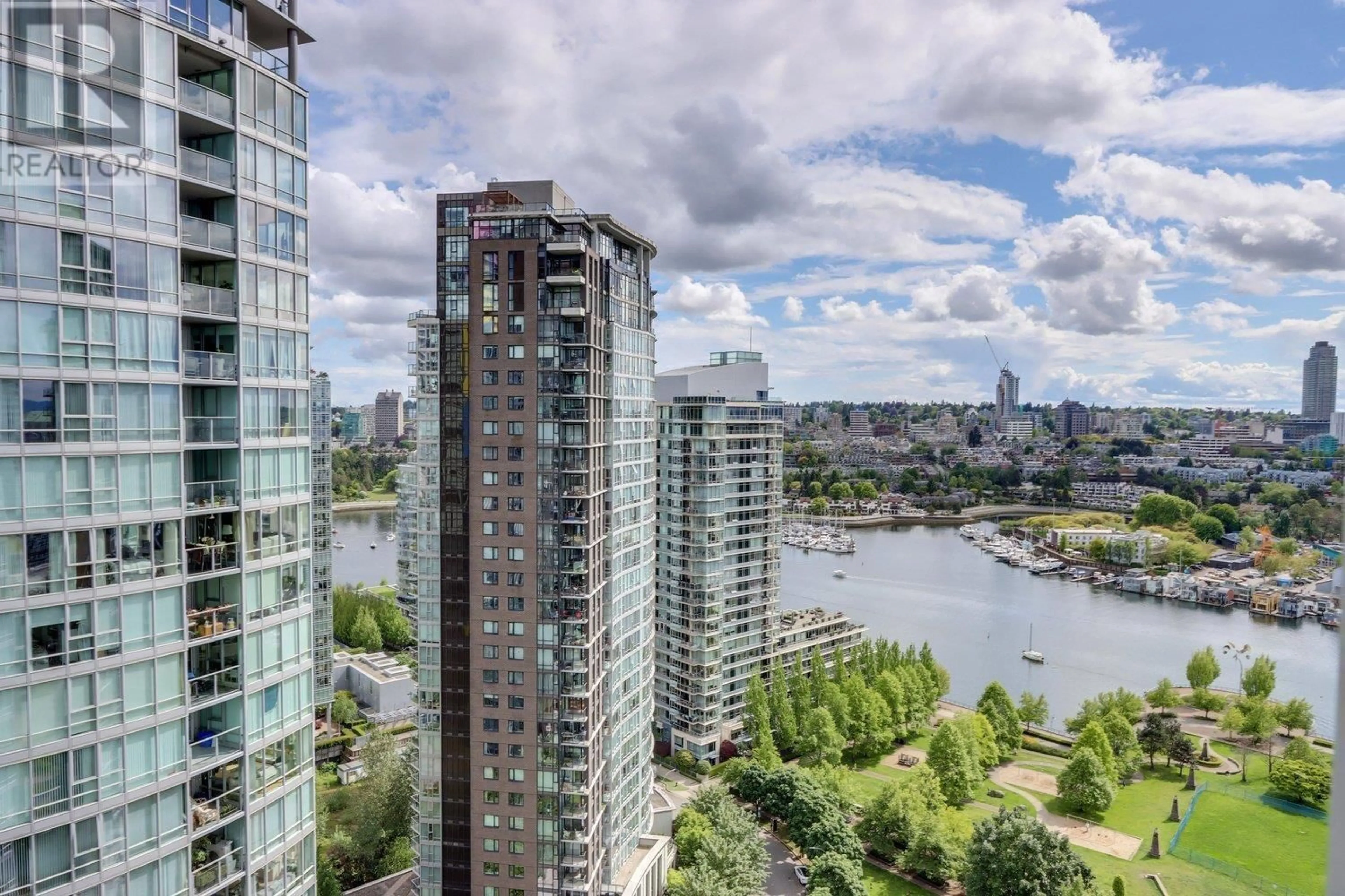 A pic from outside/outdoor area/front of a property/back of a property/a pic from drone, city buildings view from balcony for 2805 - 1495 RICHARDS STREET, Vancouver British Columbia V6Z3E3