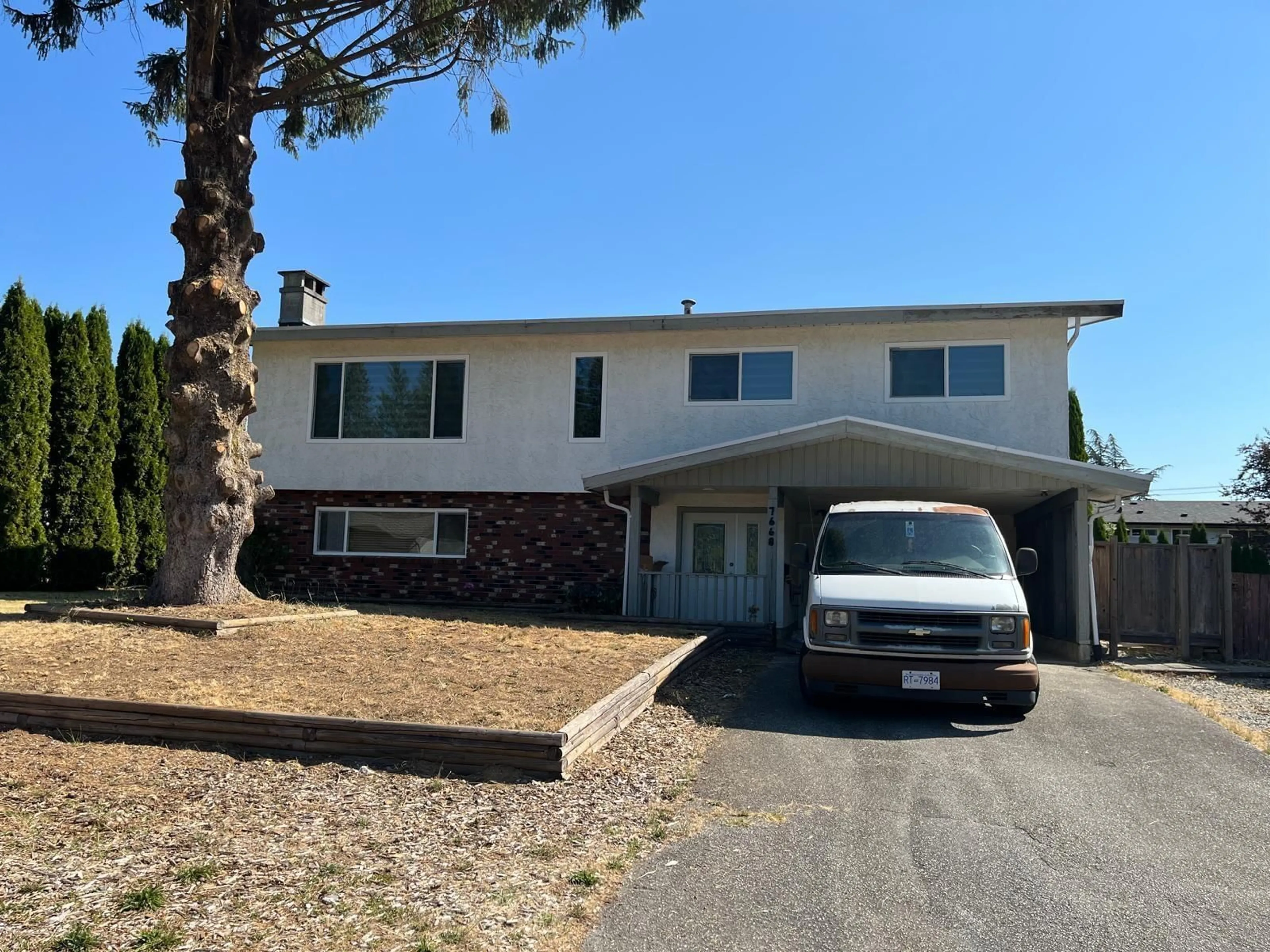 Home with vinyl exterior material, street for 7668 WOODCOCK, Mission British Columbia V2V4L7