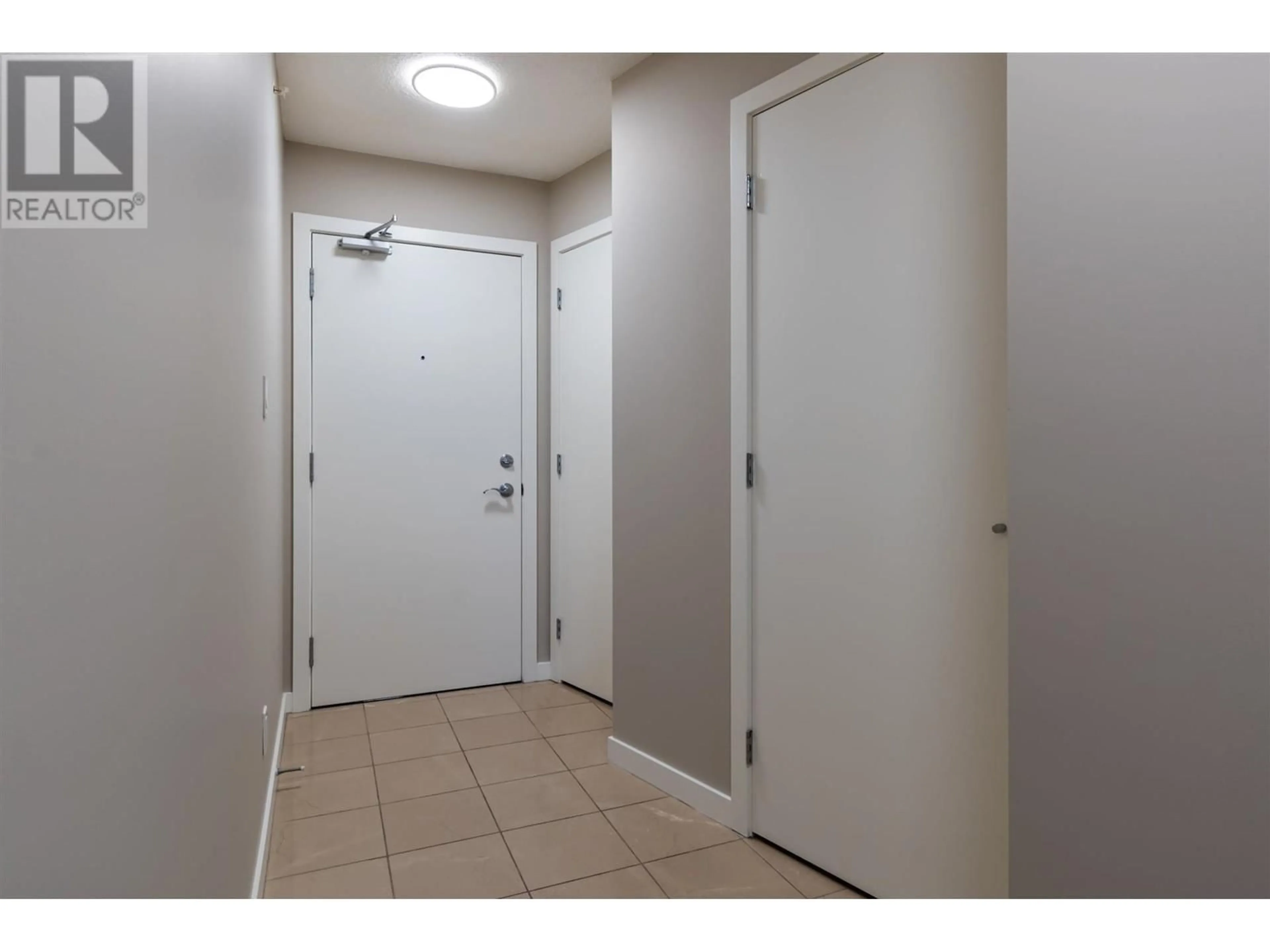 Unknown for 2004 - 833 SEYMOUR STREET, Vancouver British Columbia V6B0G4