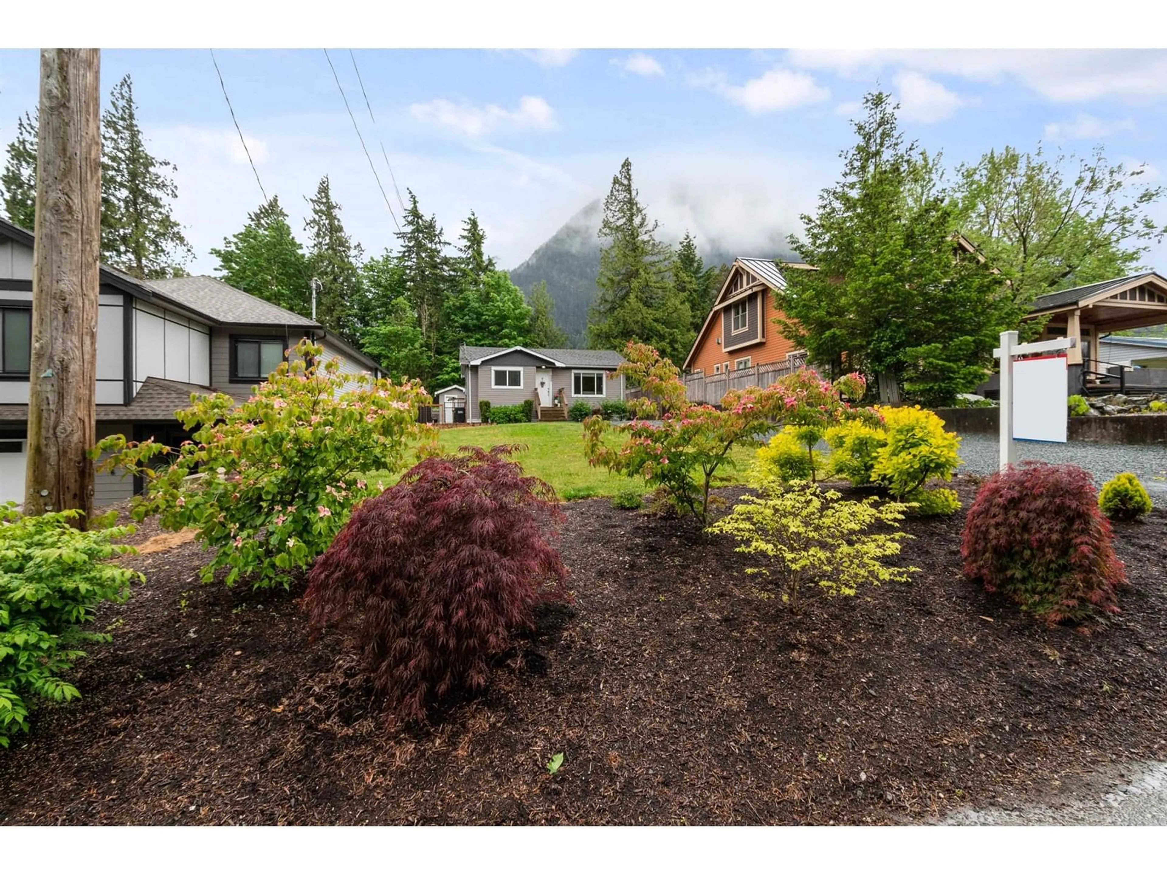 Unknown for 688 HUDSON BAY STREET, Hope British Columbia V0X1L4