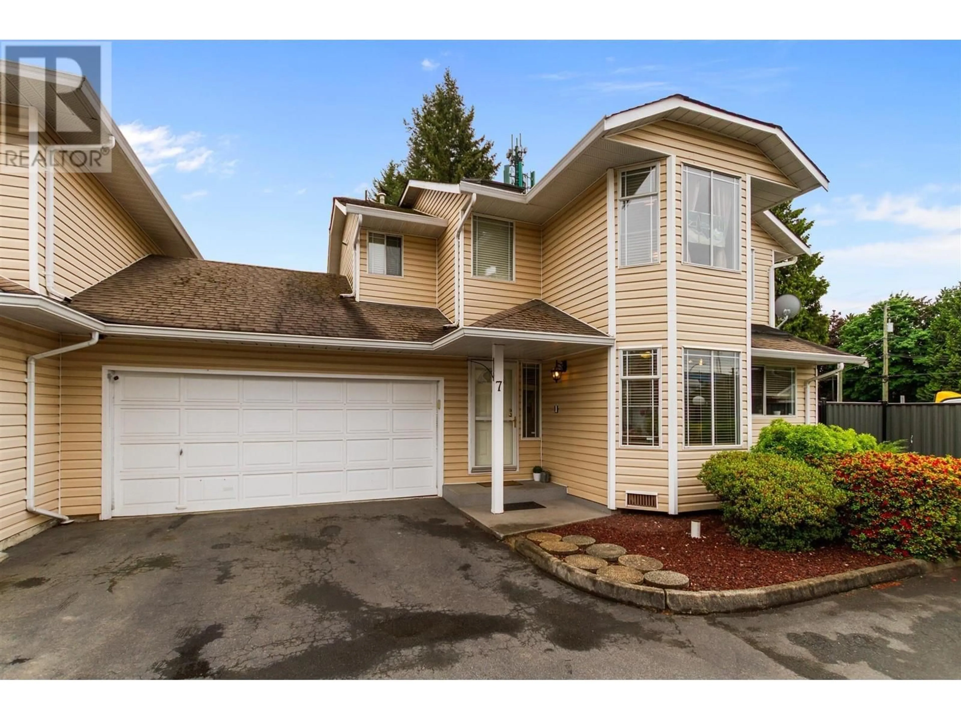 Home with vinyl exterior material, street for 7 - 11848 LAITY STREET, Maple Ridge British Columbia V2X0J3