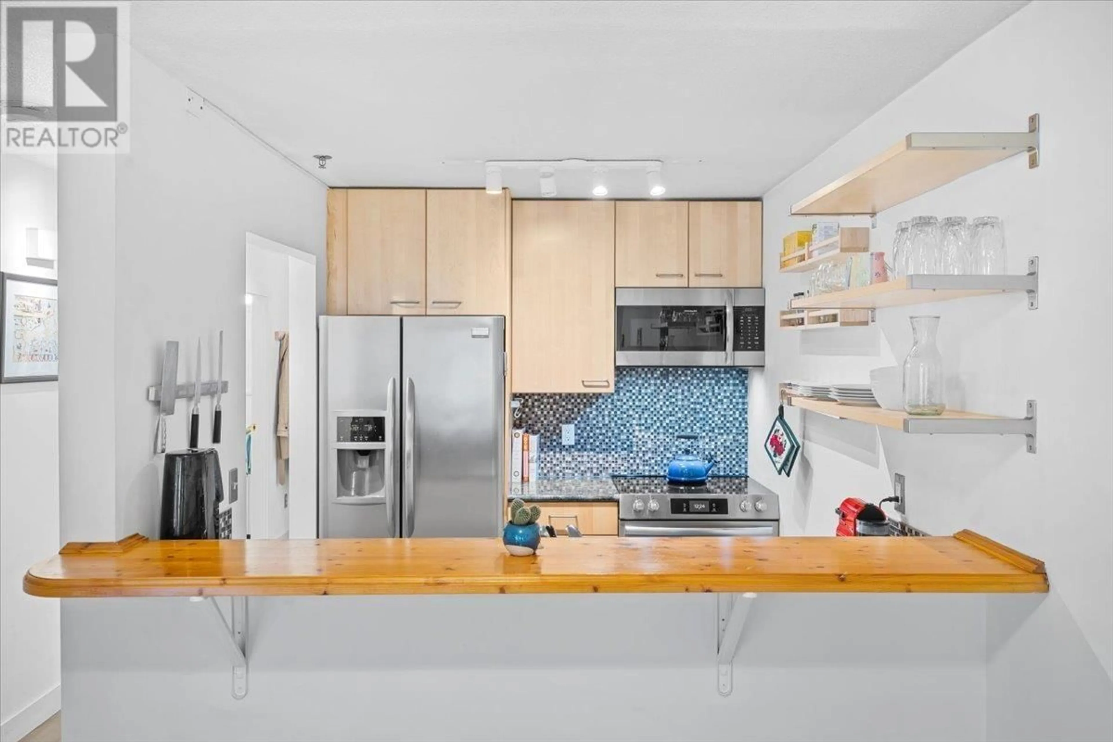 Standard kitchen, unknown for 206 - 1465 COMOX STREET, Vancouver British Columbia V6G1N9