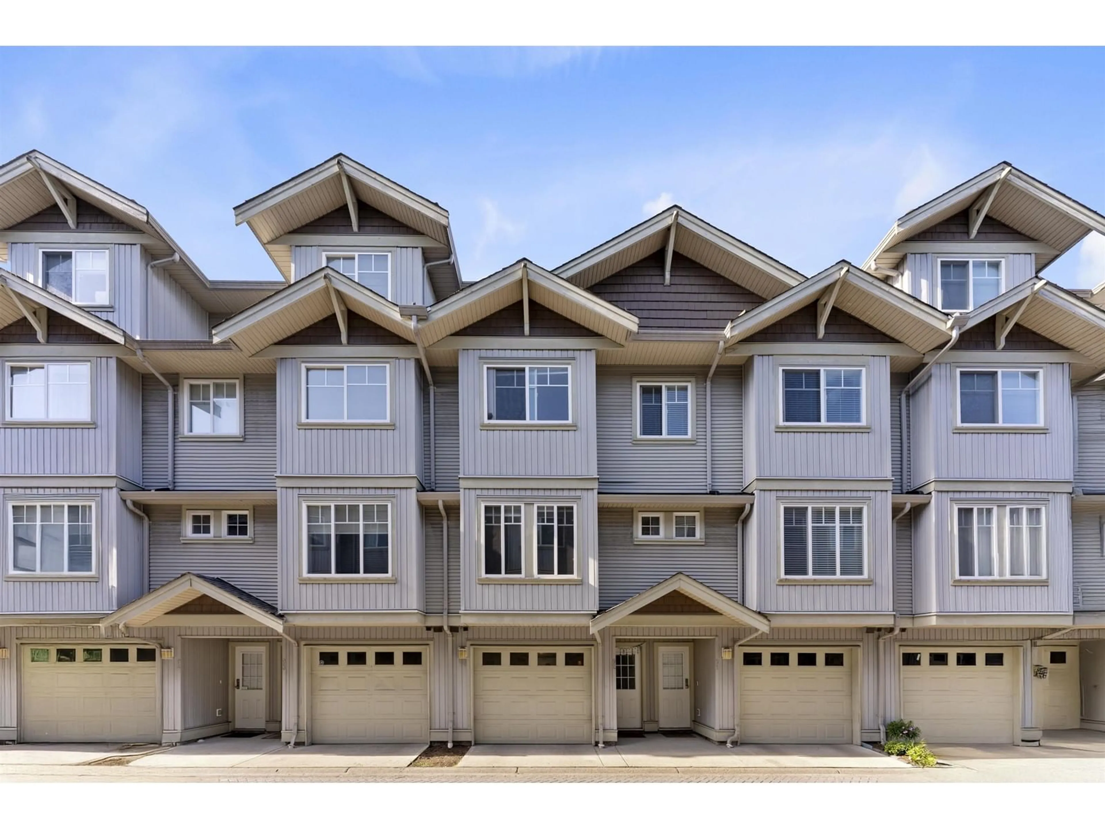 Unknown for 92 - 12040 68, Surrey British Columbia V3W1P5