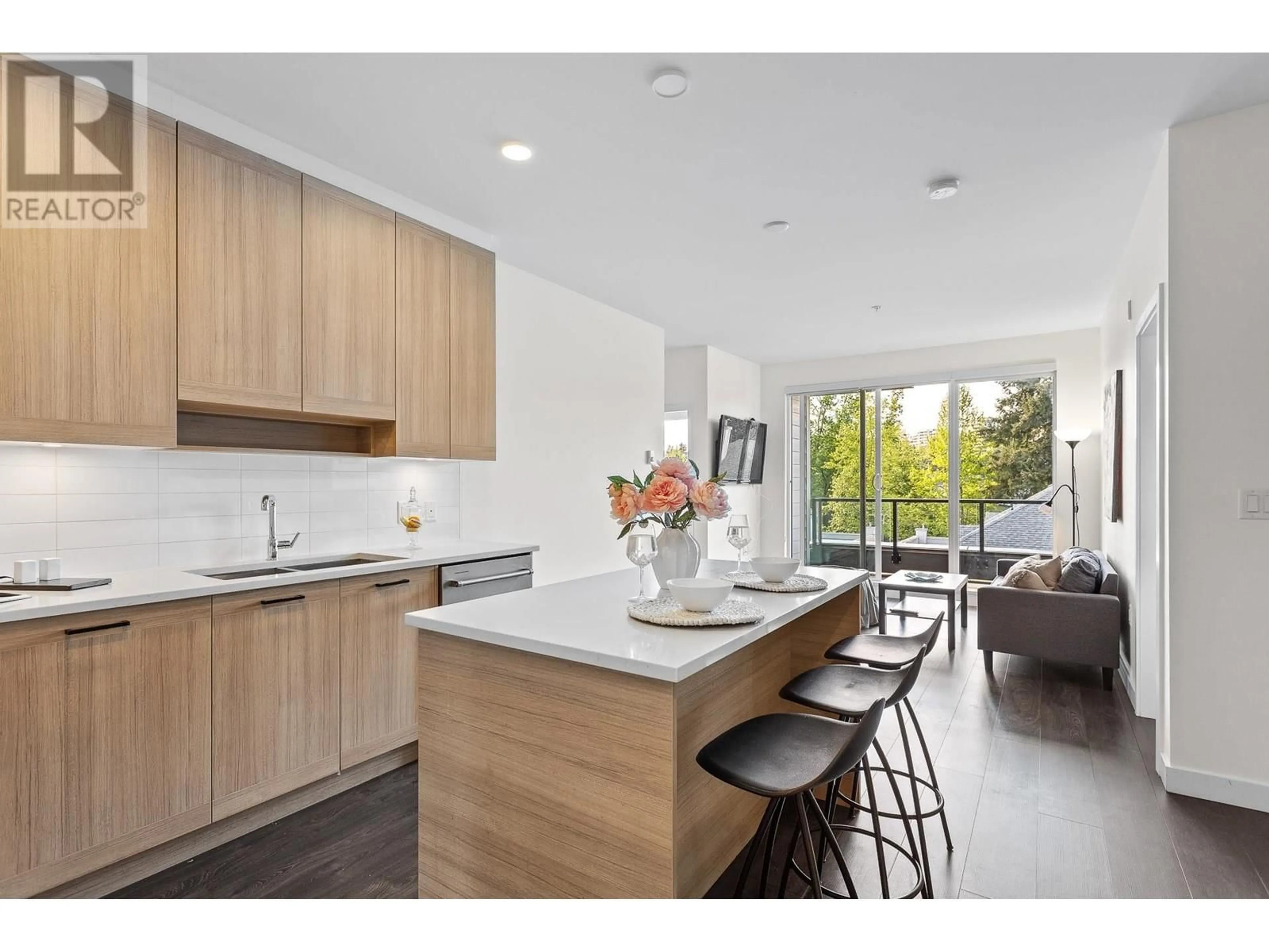 Open concept kitchen, unknown for 403 - 7579 16TH STREET, Burnaby British Columbia V3N0H7