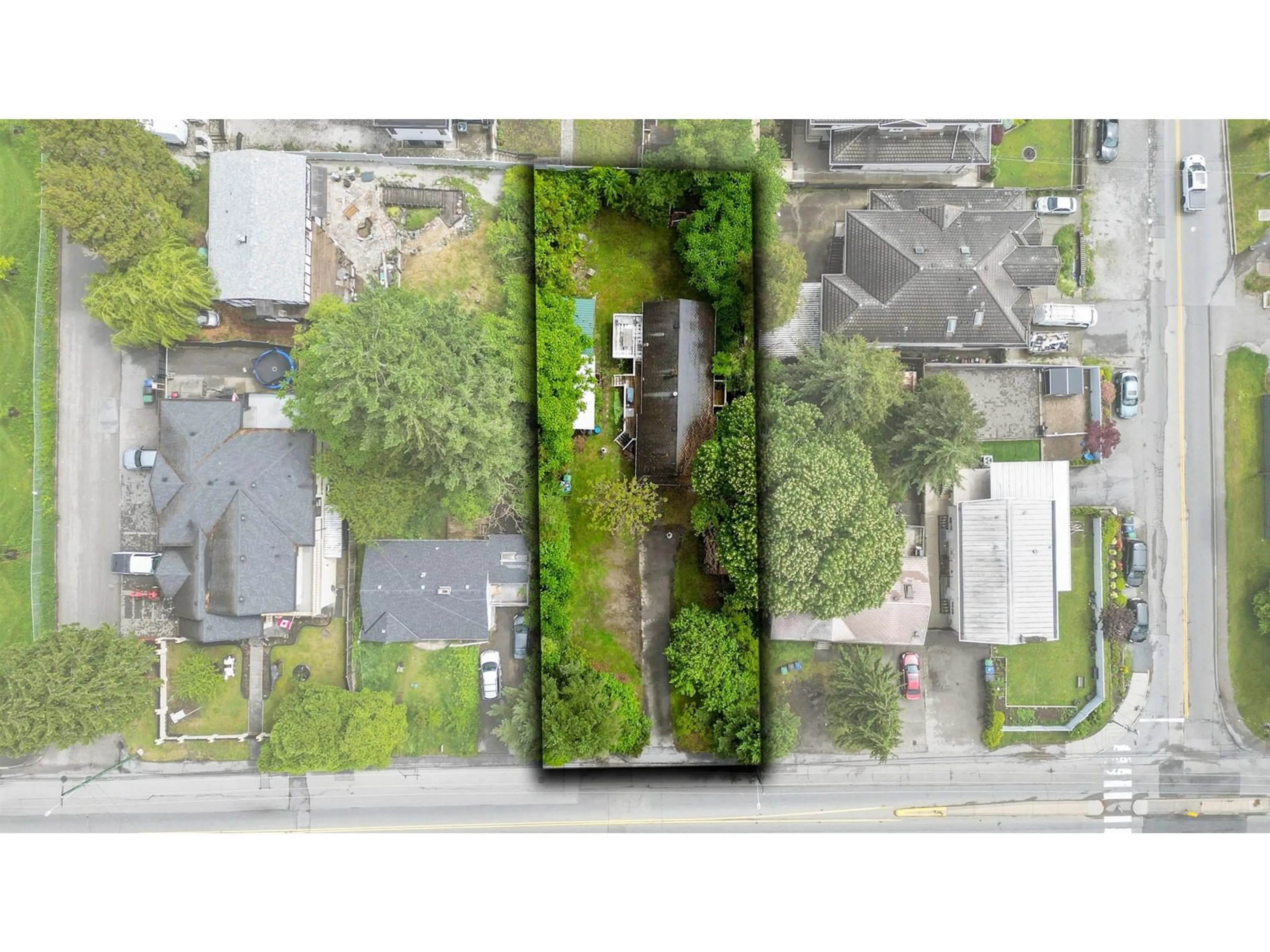 A pic from outside/outdoor area/front of a property/back of a property/a pic from drone, street for 6828 144, Surrey British Columbia V3W5R7