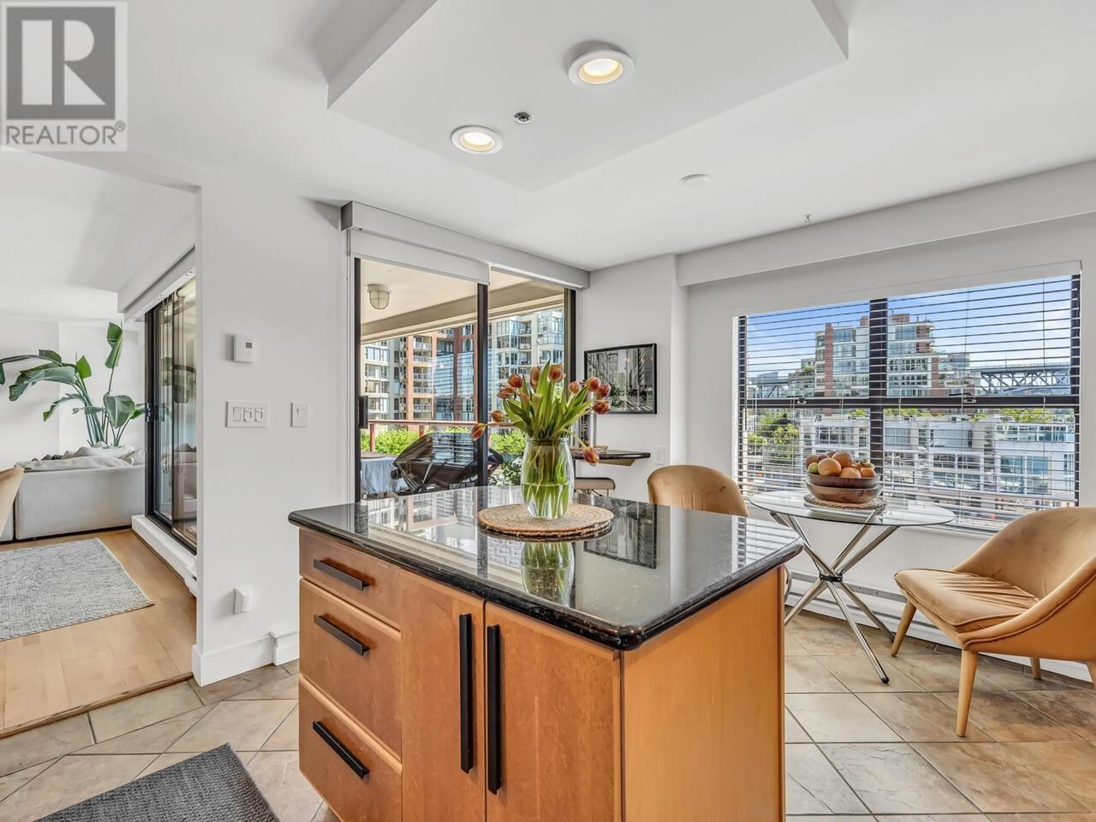 Open concept kitchen, unknown for 402 - 1010 BEACH AVENUE, Vancouver British Columbia V6E1T7