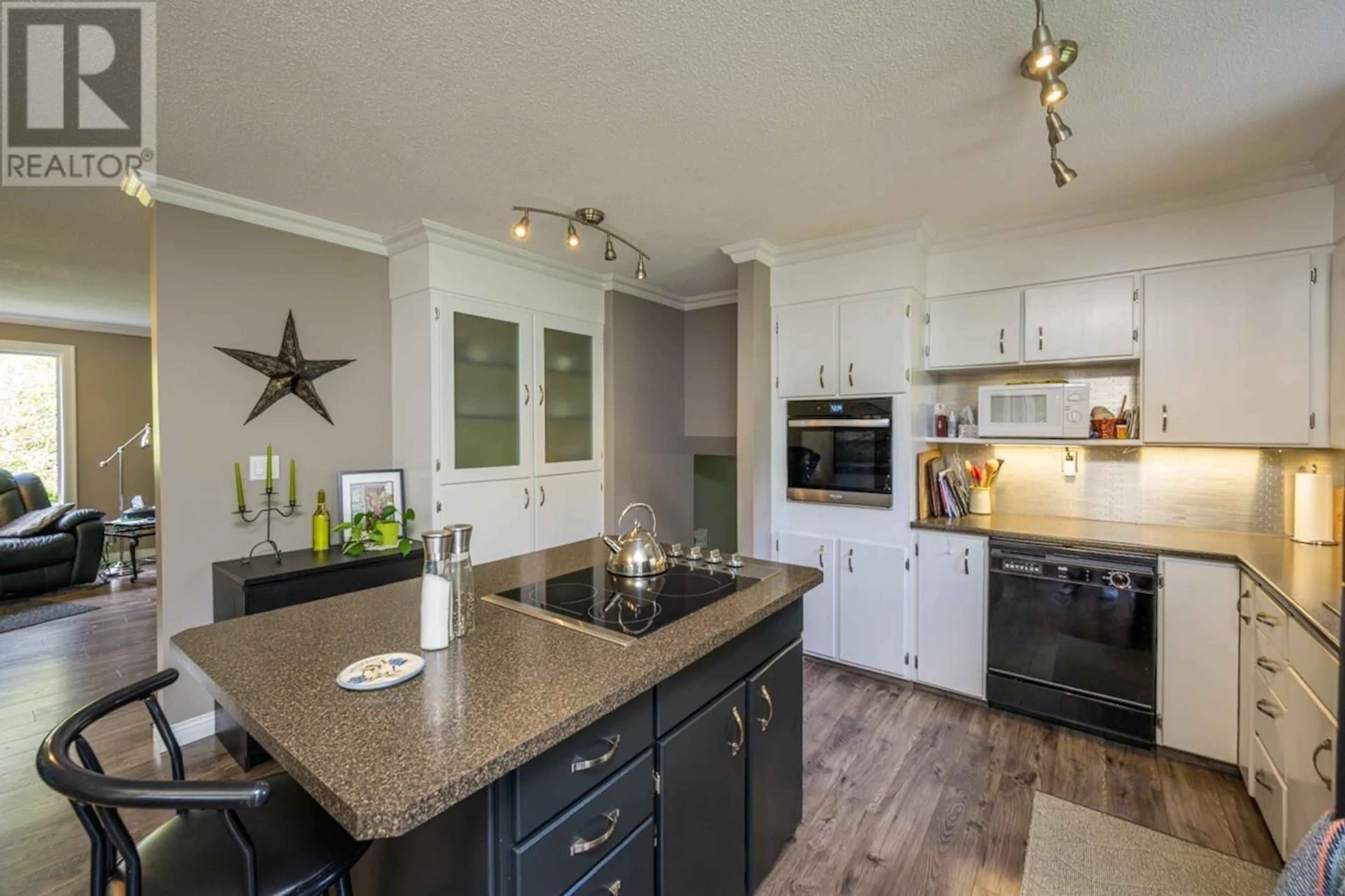 Open concept kitchen, unknown for 8880 FOX DRIVE, Prince George British Columbia V2K5H4