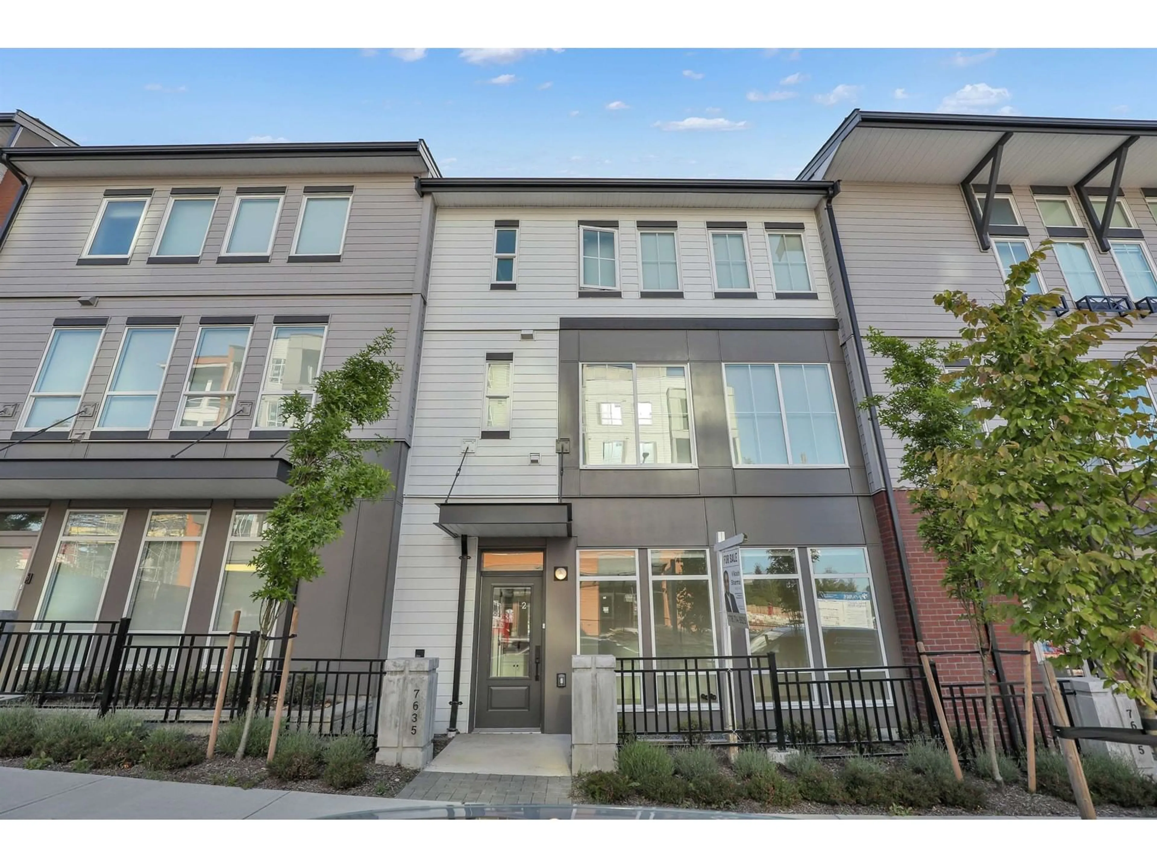 Unknown for 2 - 7635 198B, Langley British Columbia V1M2X5