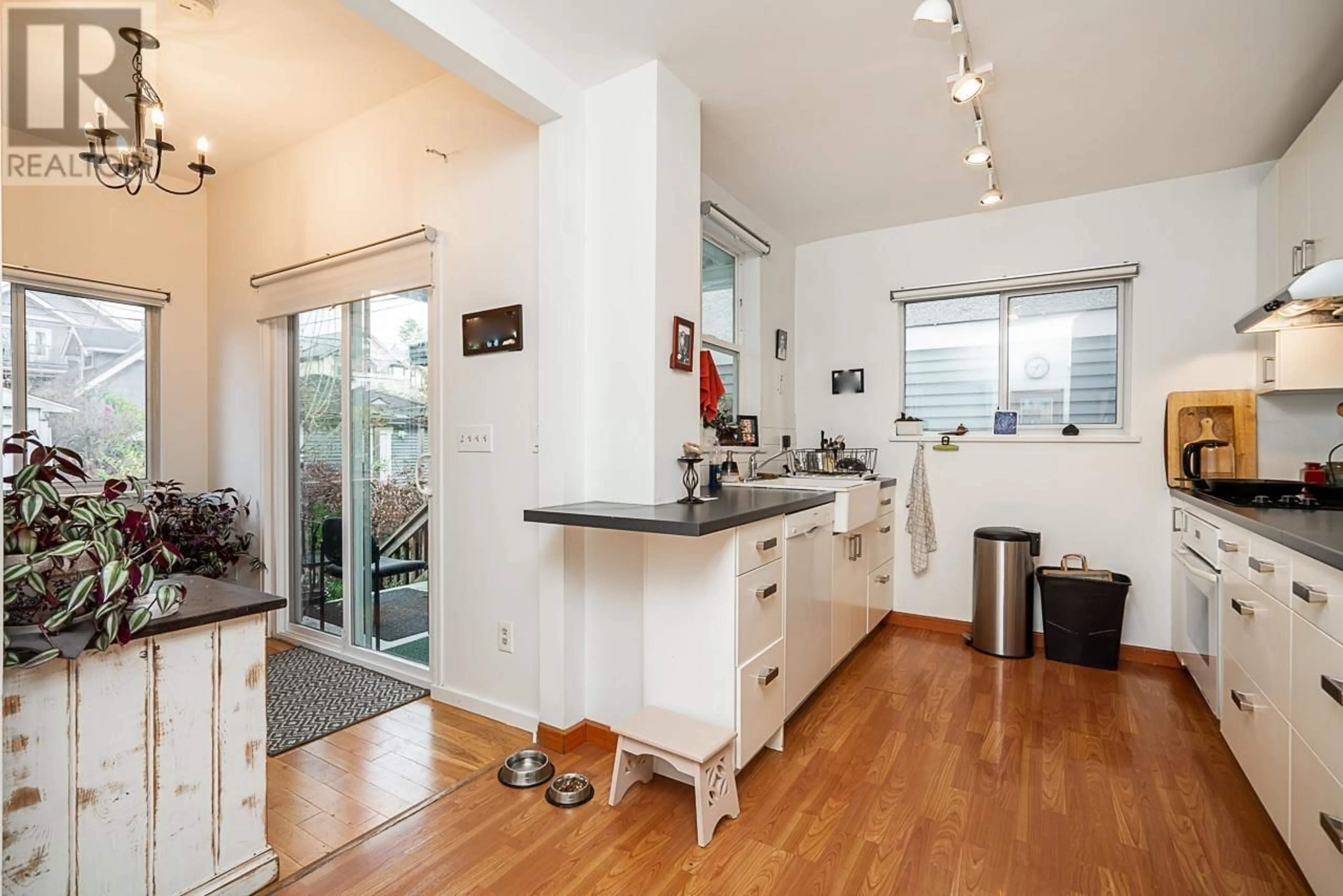Unknown for 4017 32ND AVENUE, Vancouver British Columbia V6S1Z5