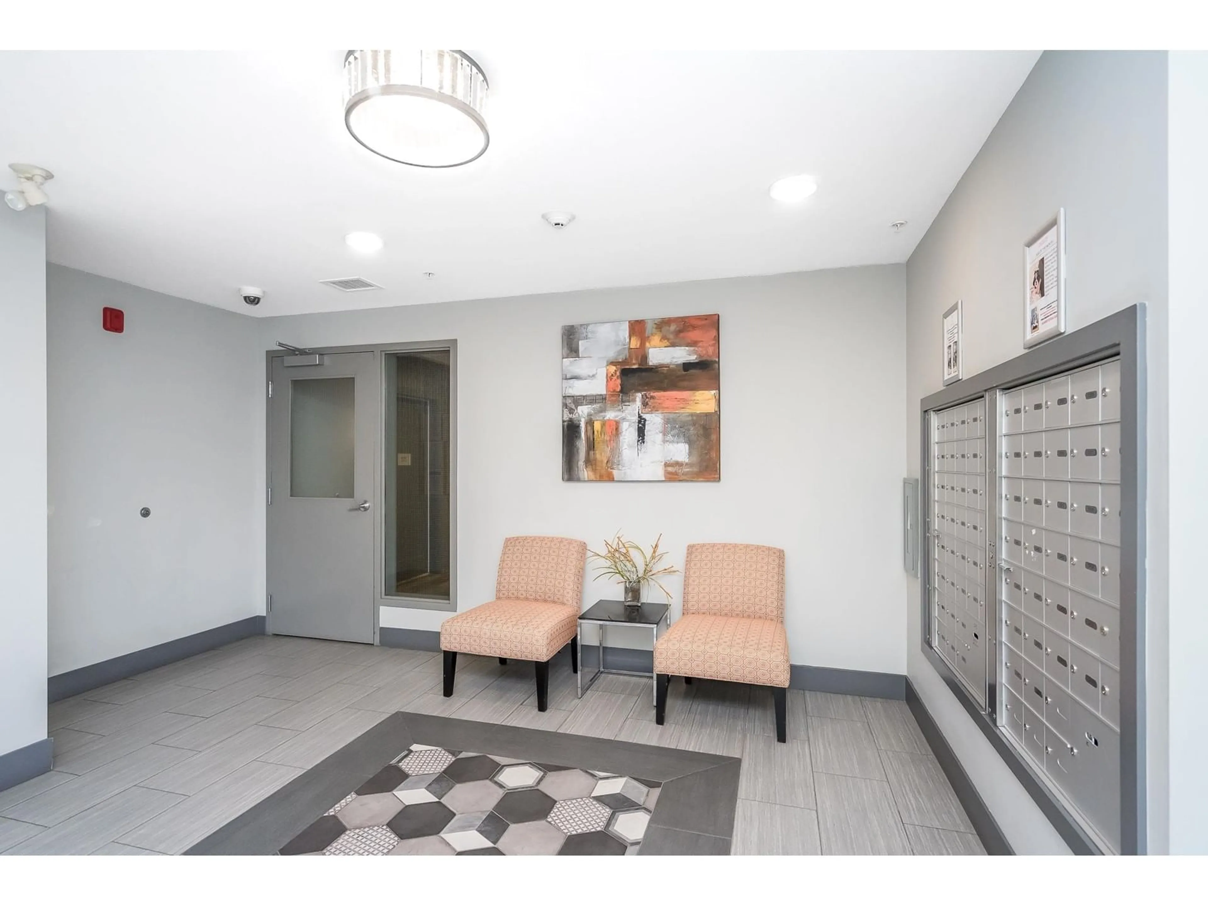 Indoor foyer for D407 - 20211 66, Langley British Columbia V2Y0L4