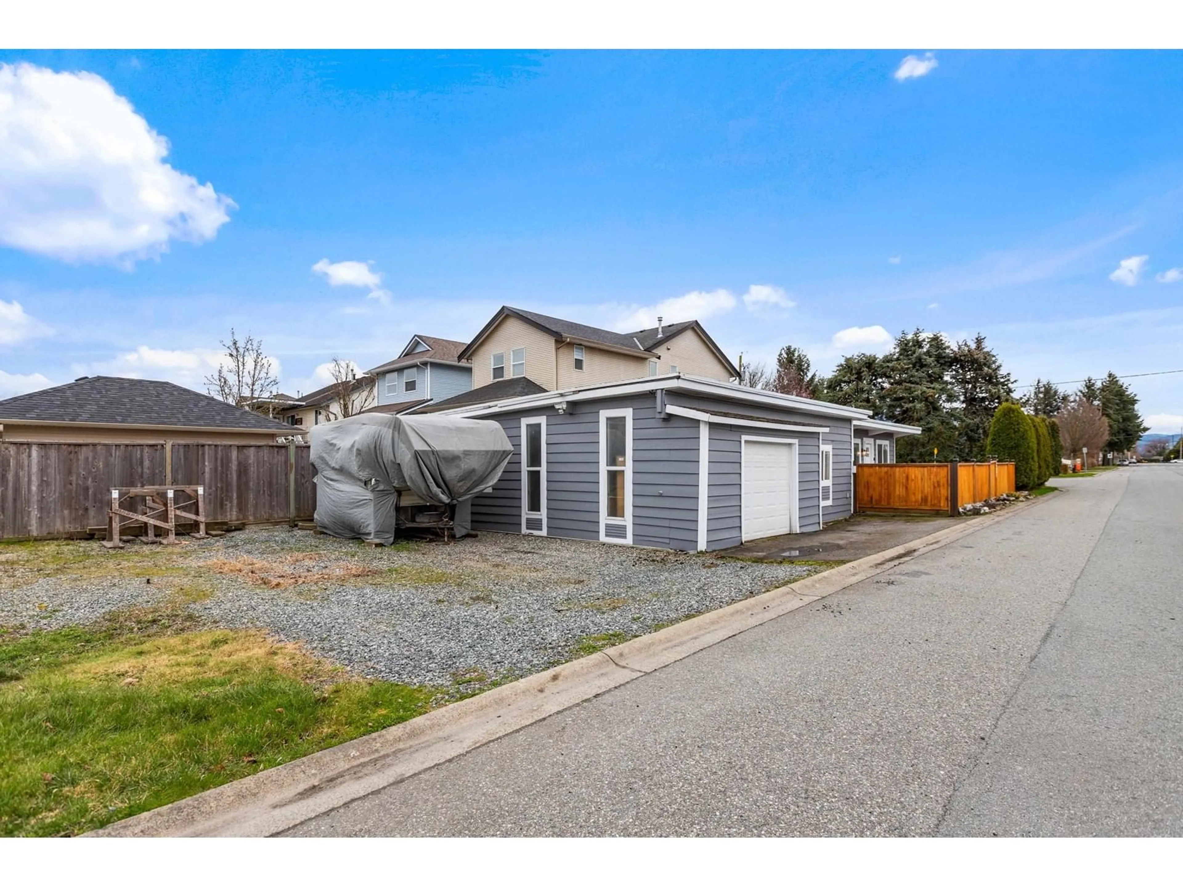 Unknown for 34705 4, Abbotsford British Columbia V2S8B8