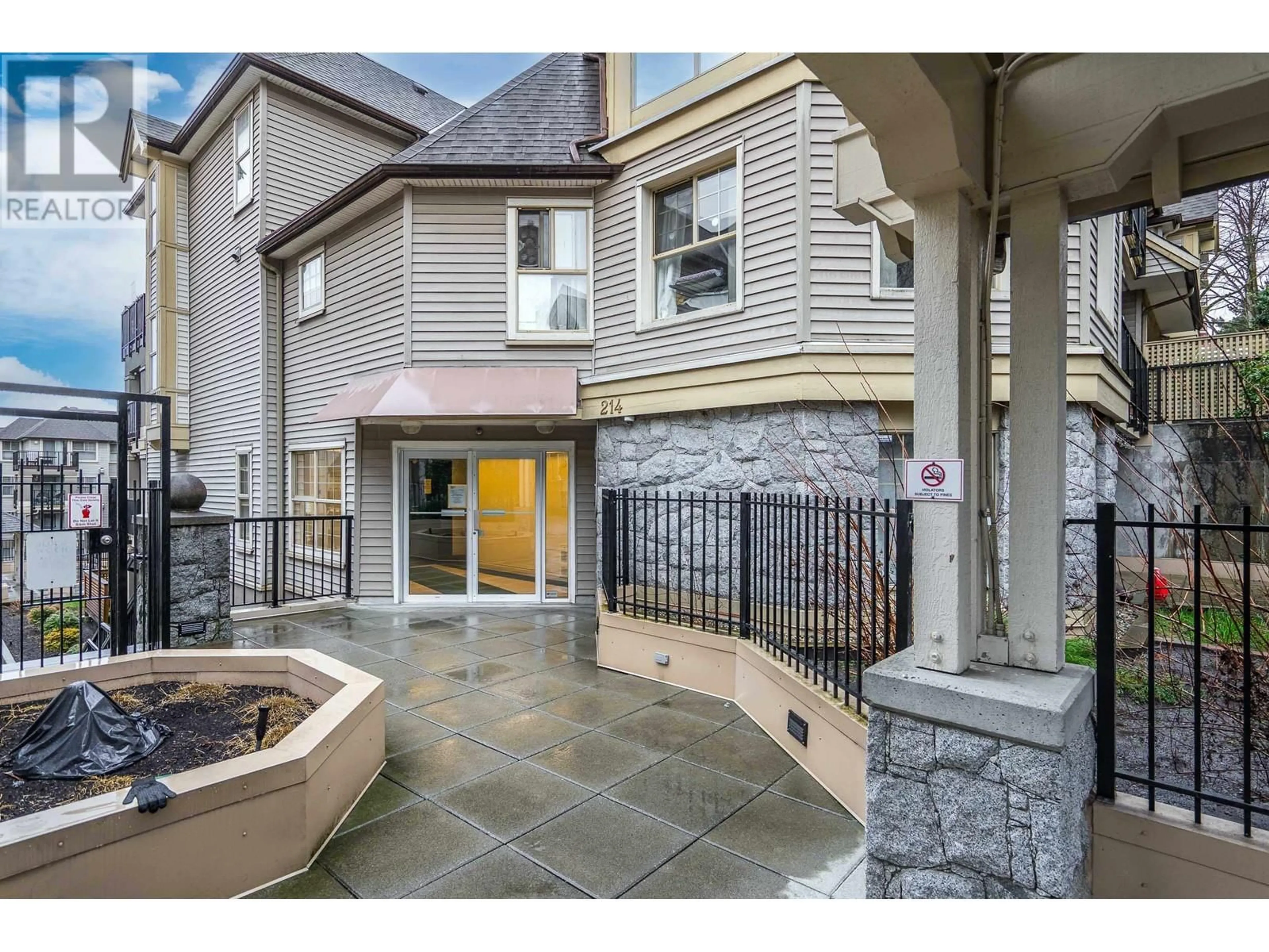 Unknown for 415 - 214 ELEVENTH STREET, New Westminster British Columbia V3M4C9