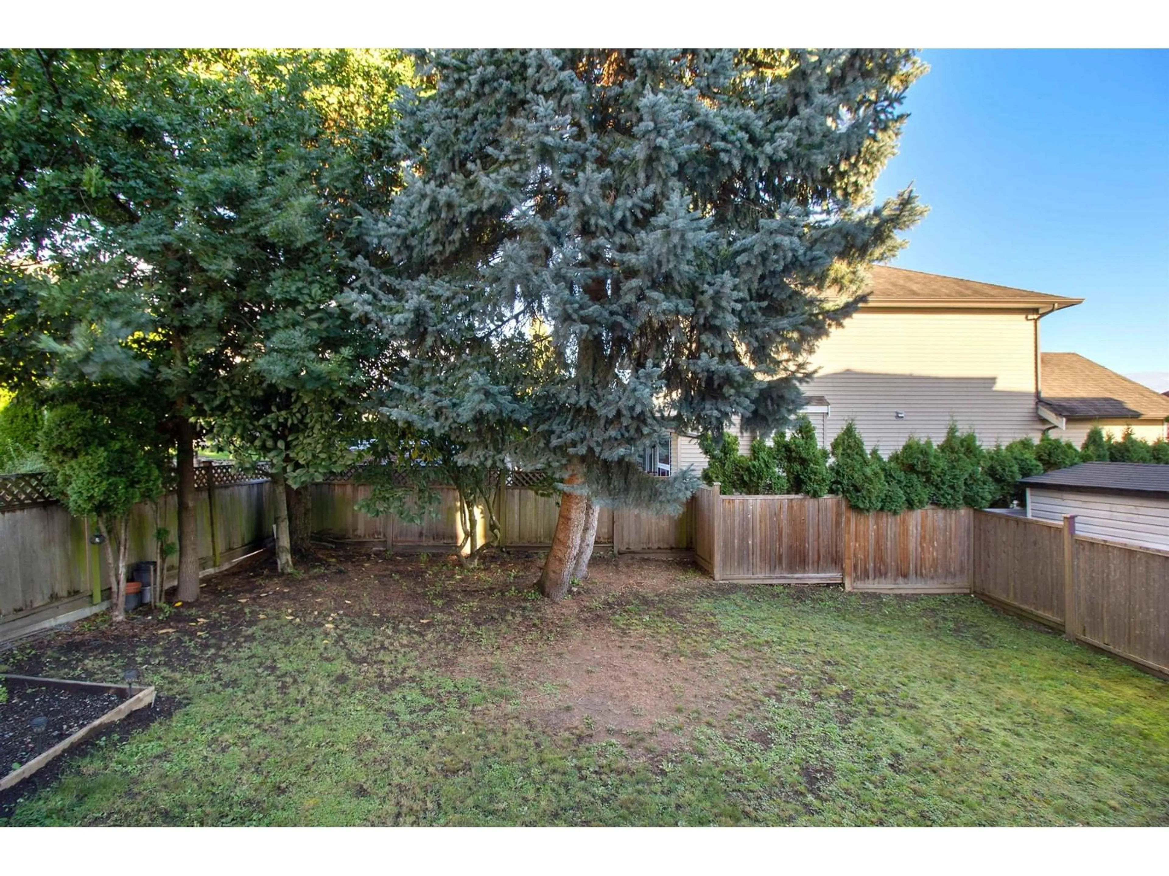 Patio, forest/trees view for 6870 197B, Langley British Columbia V2Y3H4