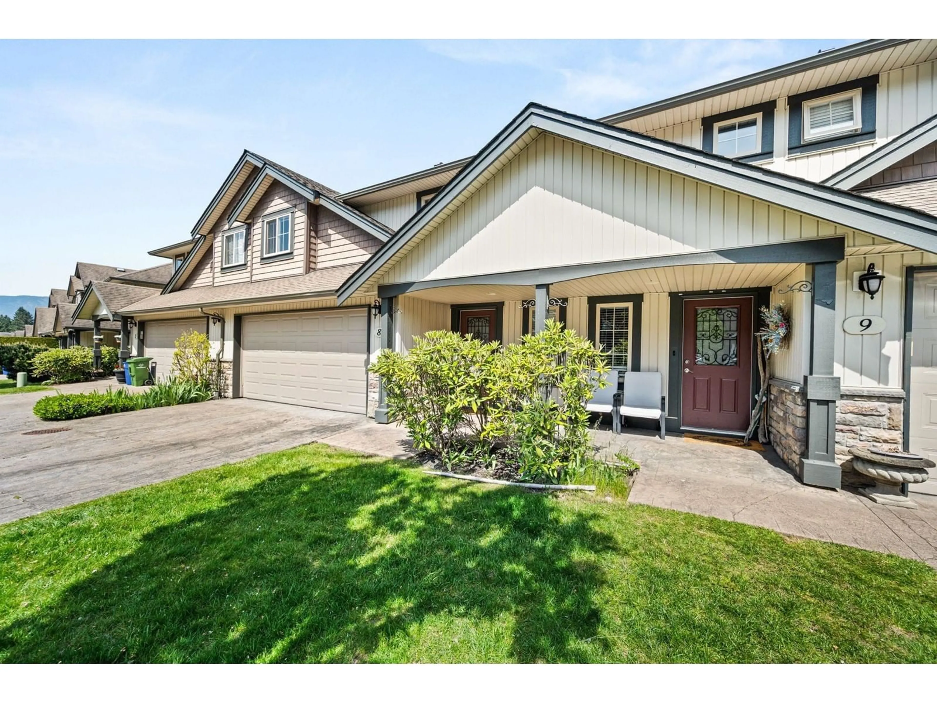 Unknown for 8 - 44523 MCLAREN DRIVE, Chilliwack British Columbia V2R0C2