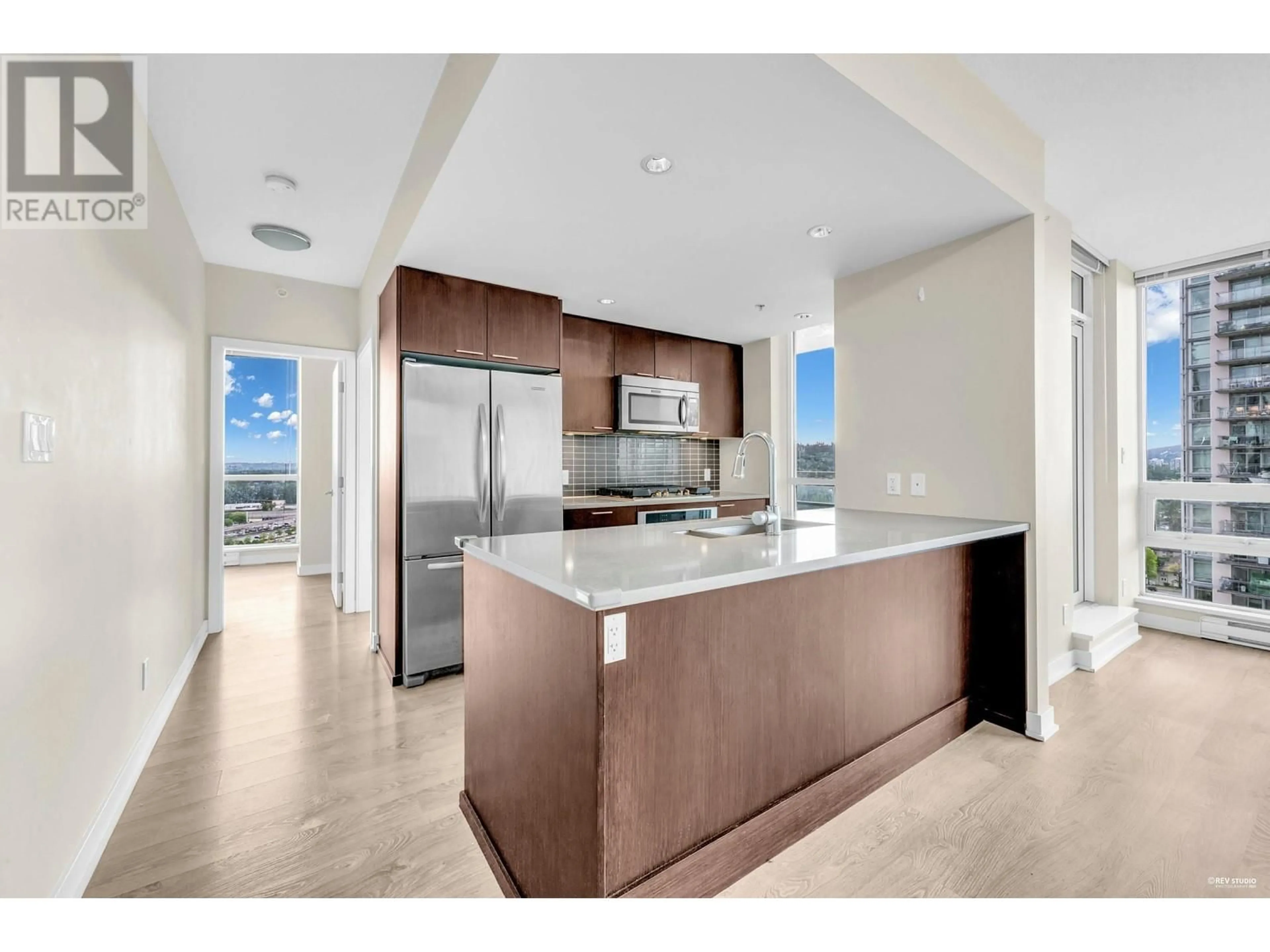 Open concept kitchen, unknown for 2307 - 2975 ATLANTIC AVENUE, Coquitlam British Columbia V3B0C5