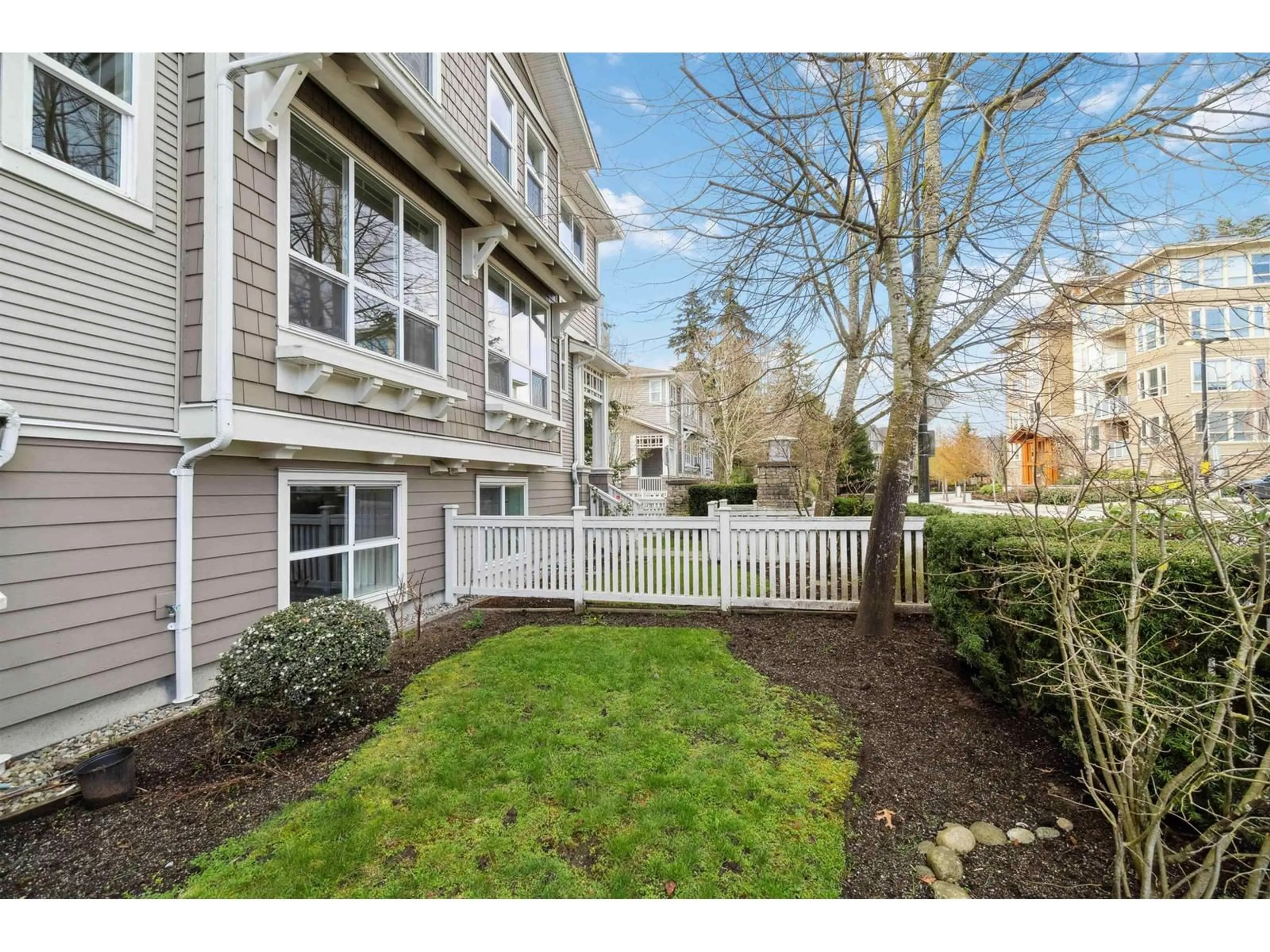 Patio, street for 90 - 8355 DELSOM, Delta British Columbia V4C0A9