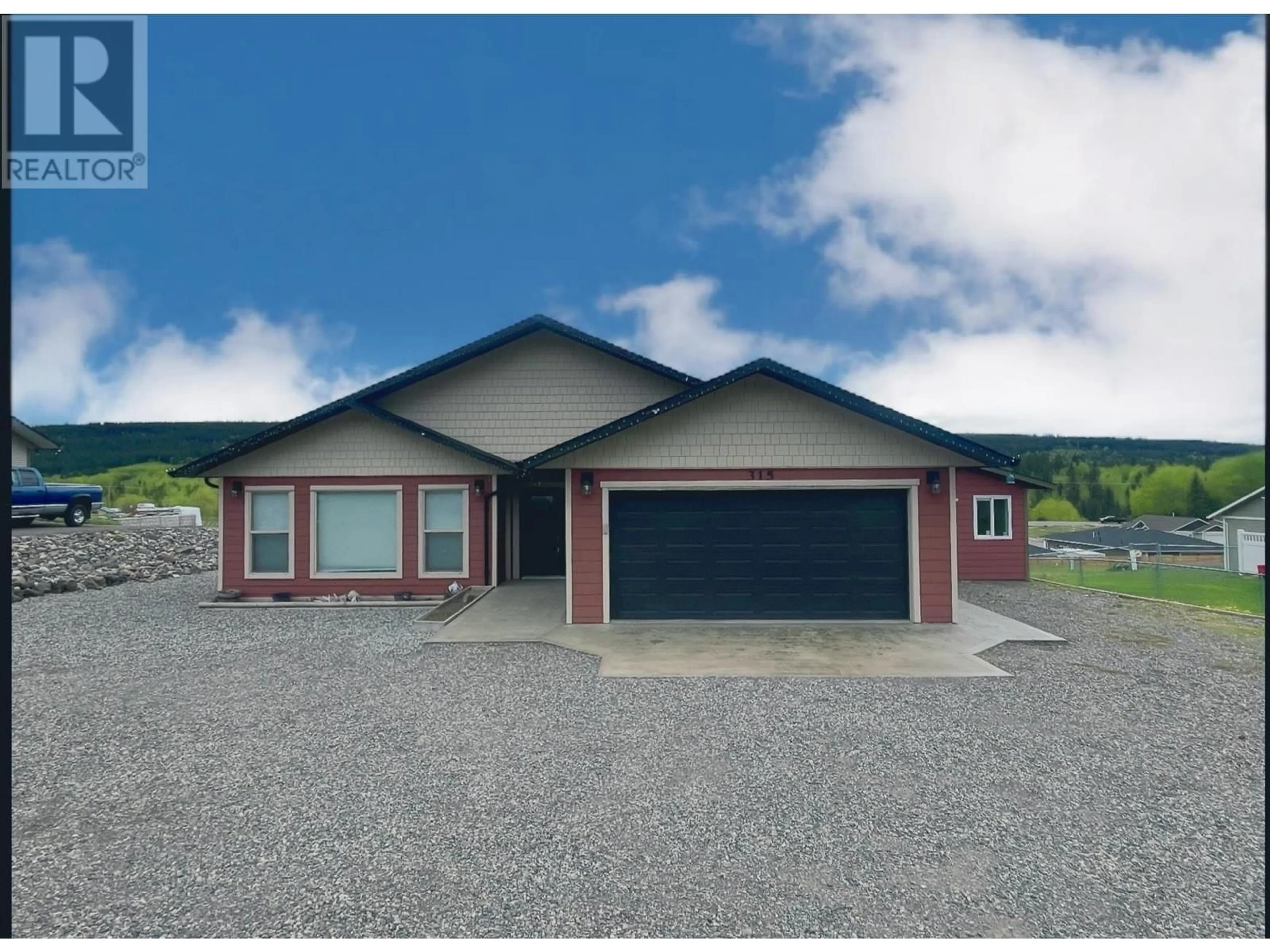 Home with vinyl exterior material, unknown for 315 BLACKSTOCK ROAD, 100 Mile House British Columbia V0K2E0